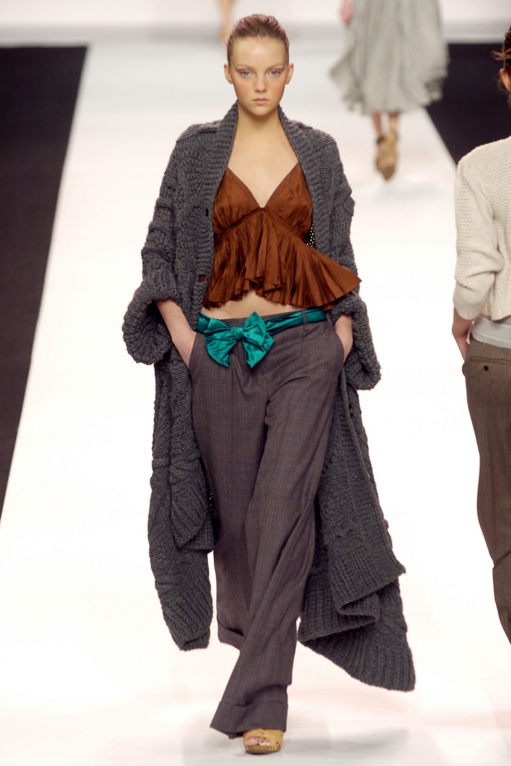 Chloé F/W 04 Look 139