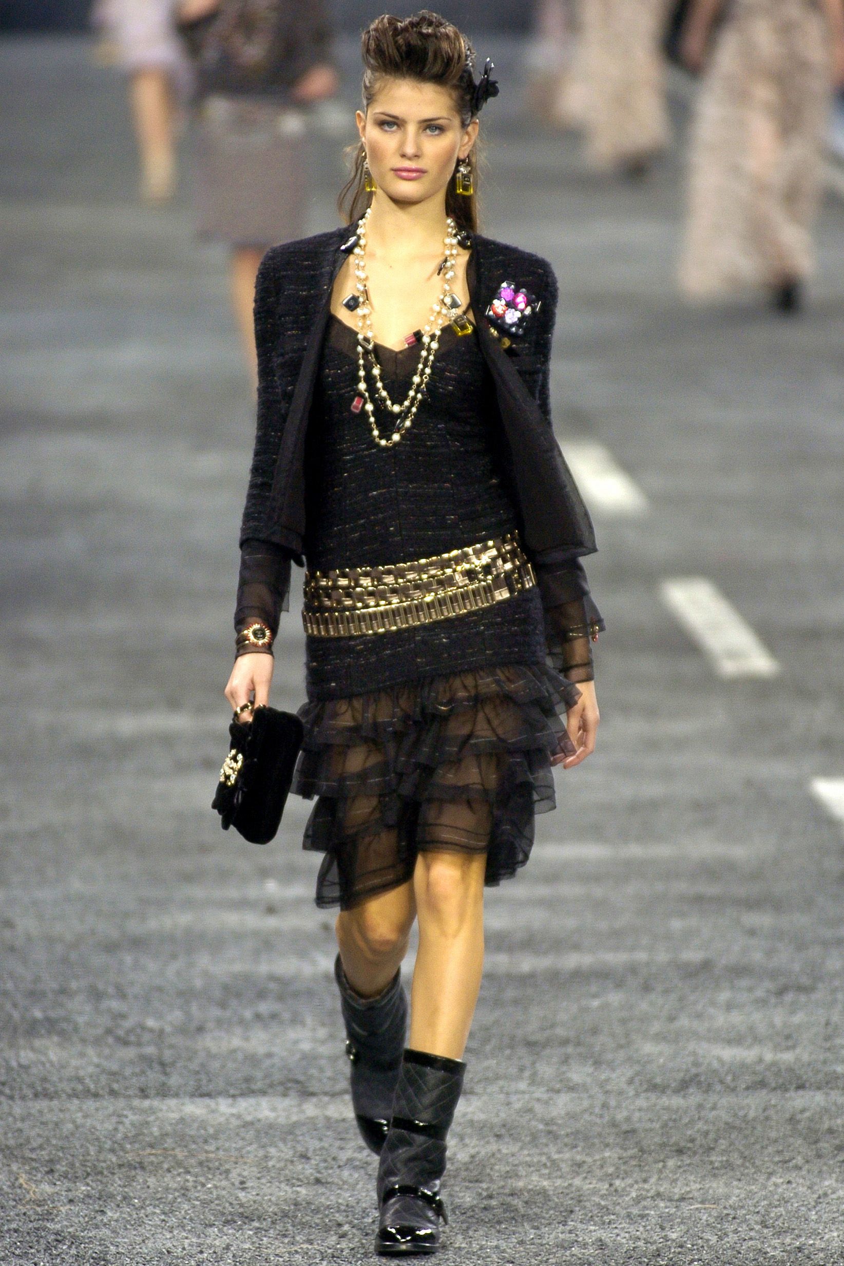 Chanel F/W 04 Look 132