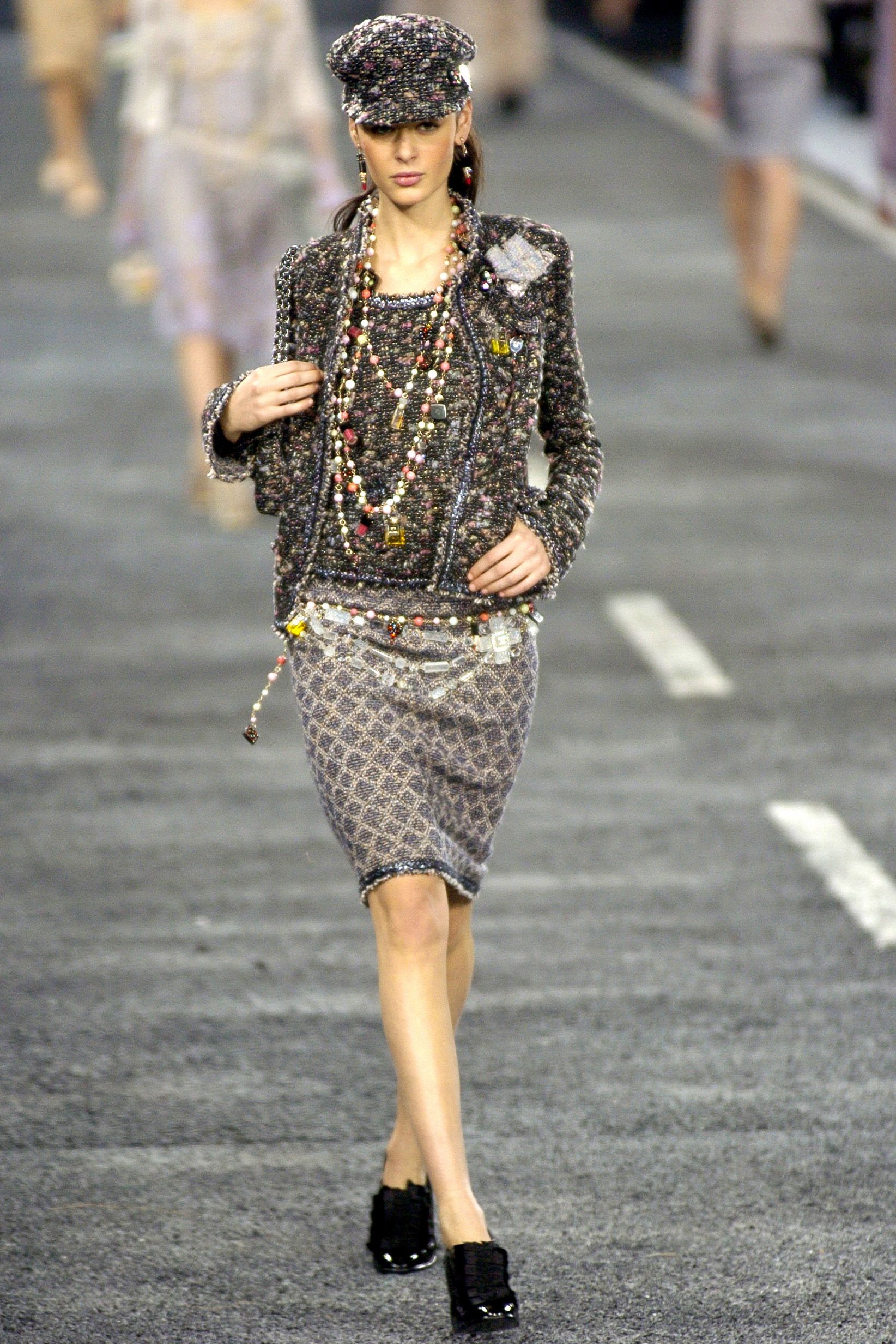 Chanel F/W 04 Look 141