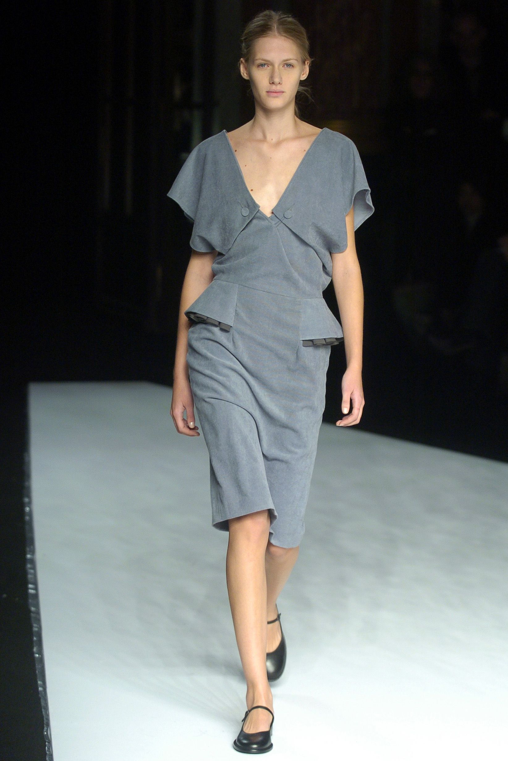 Chalayan F/W 04 Look 197