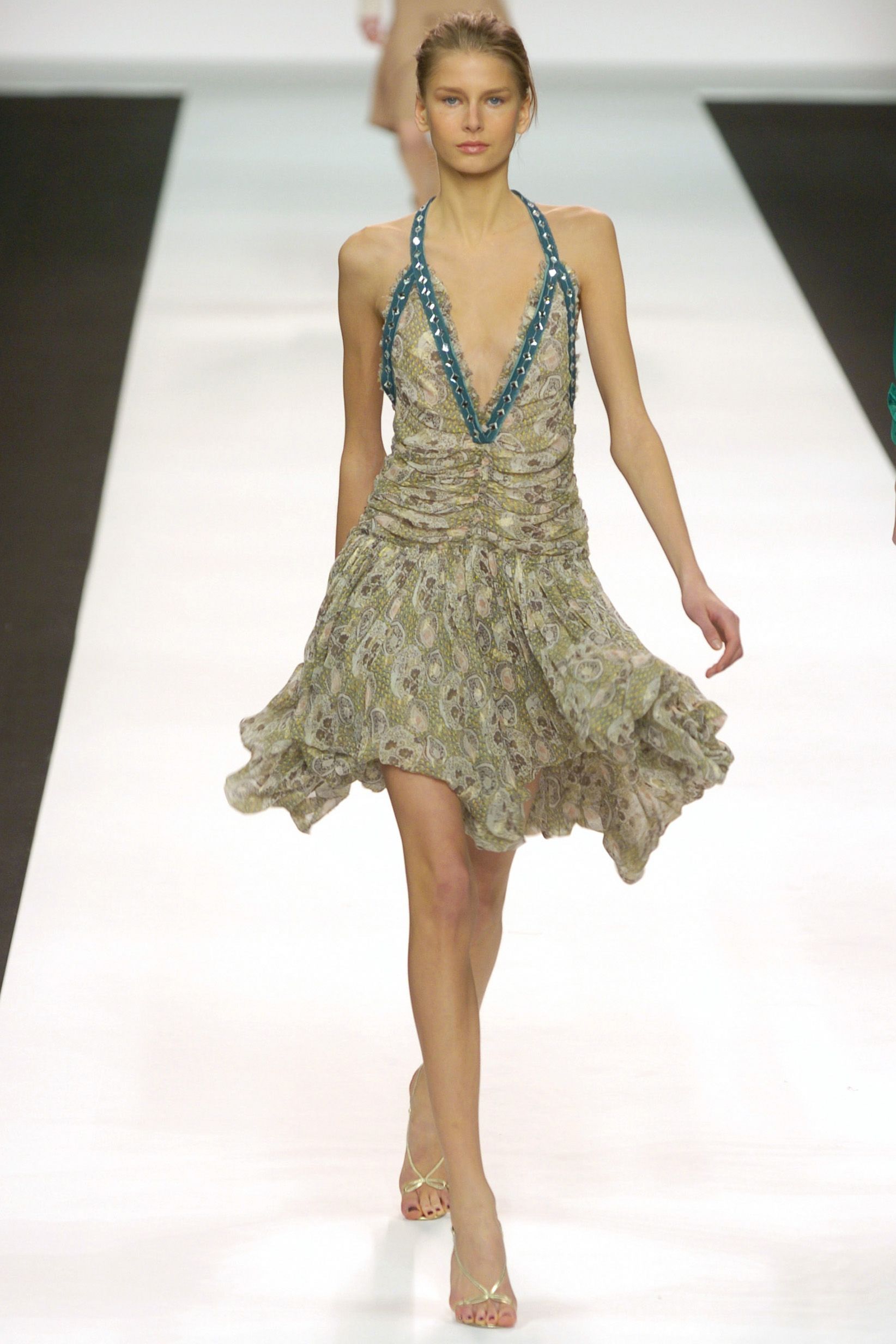 Chloé F/W 04 Look 176