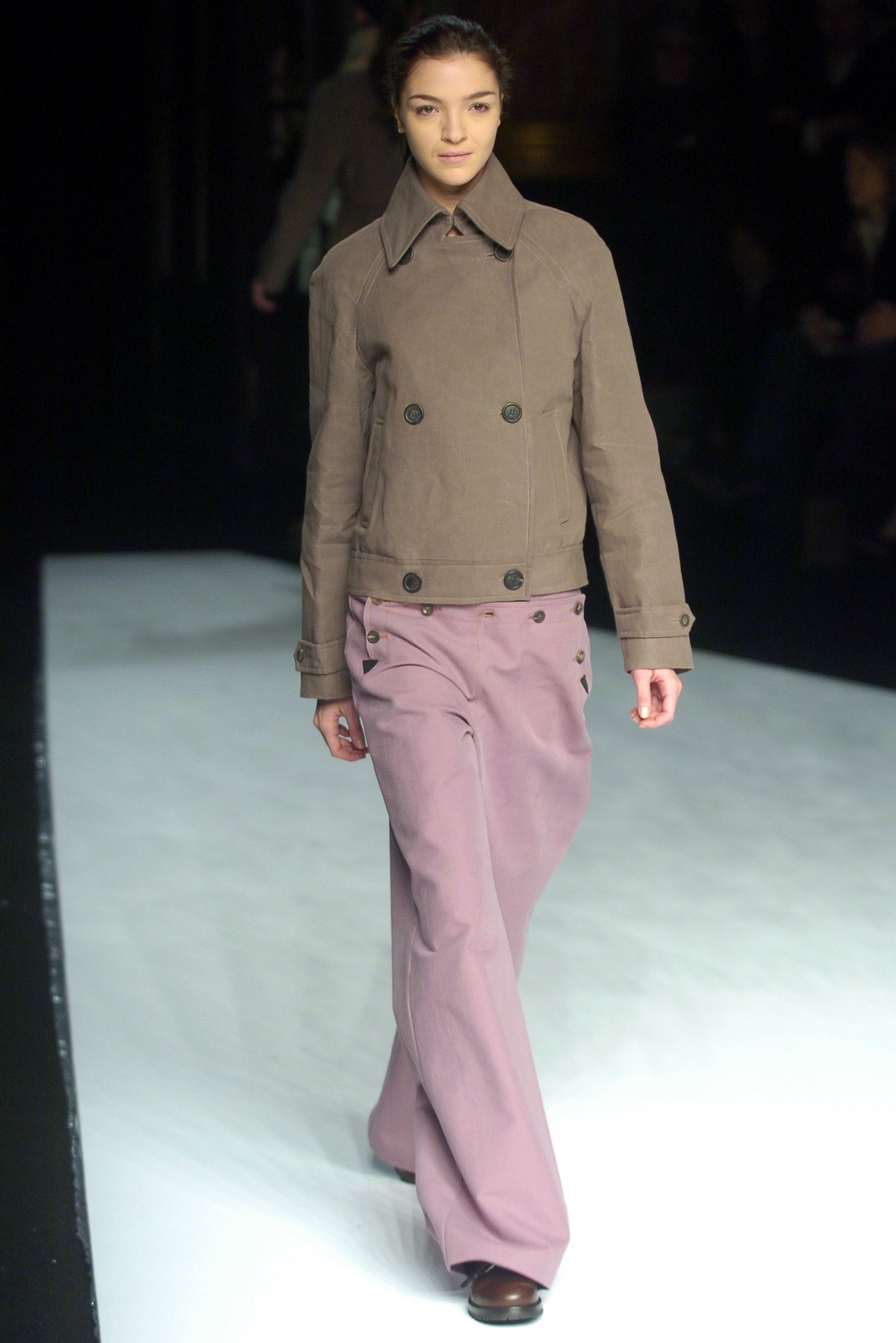 Chalayan F/W 04 Look 243