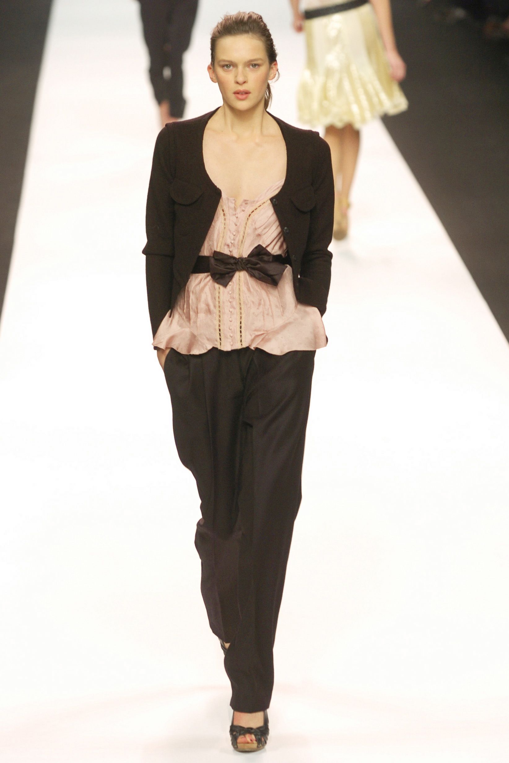 Chloé F/W 04 Look 319