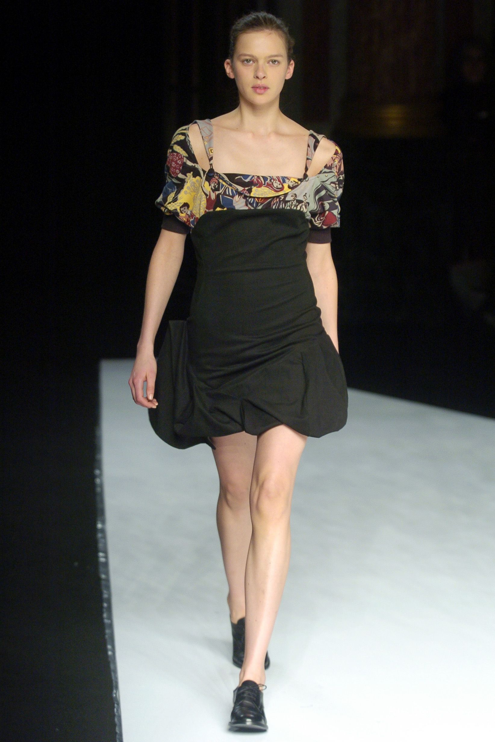 Chalayan F/W 04 Look 392