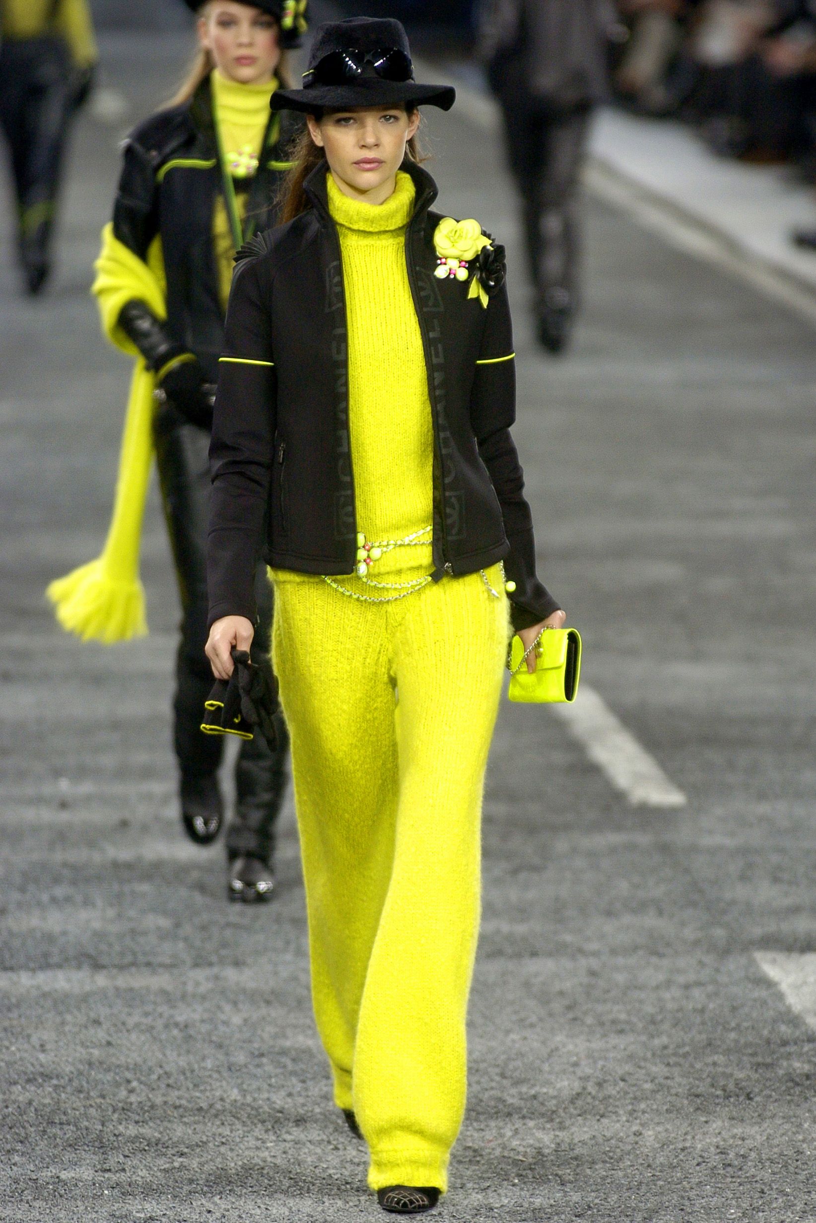 Chanel F/W 04 Look 282