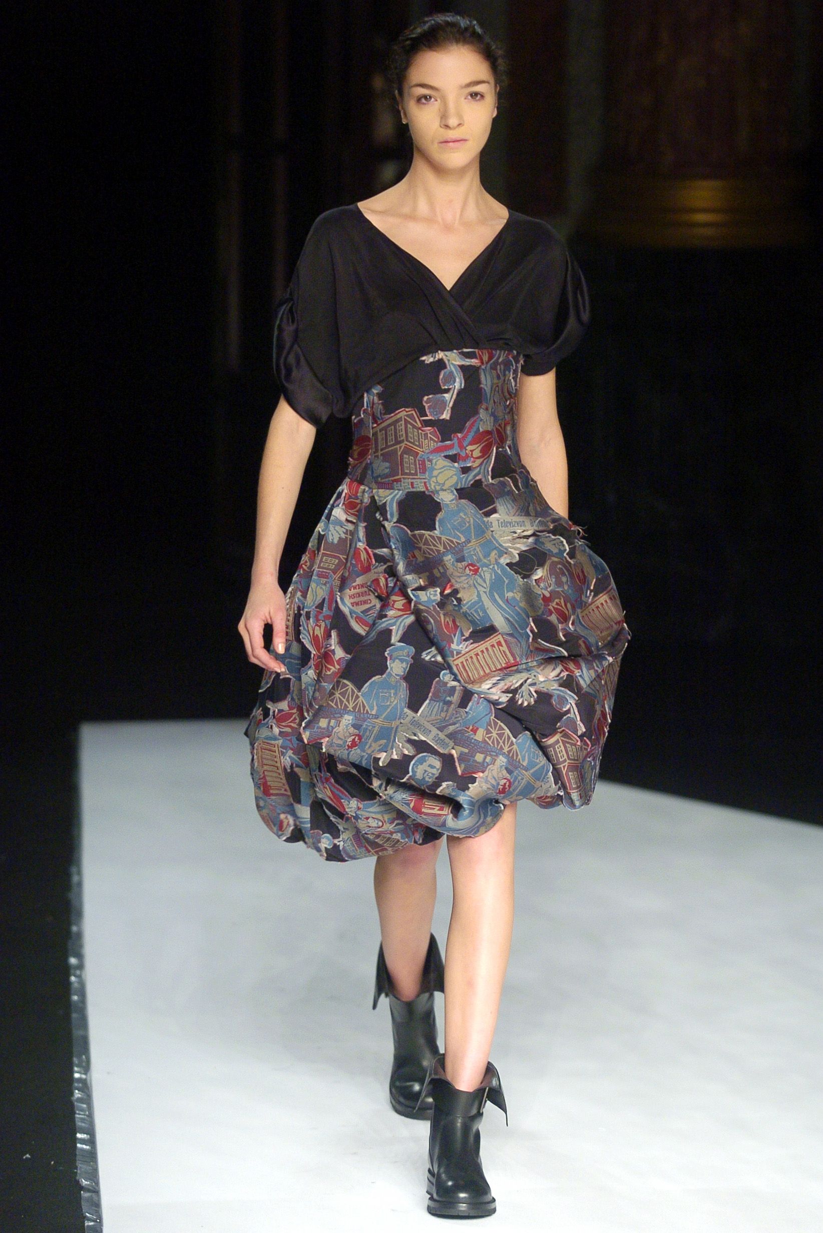 Chalayan F/W 04 Look 454