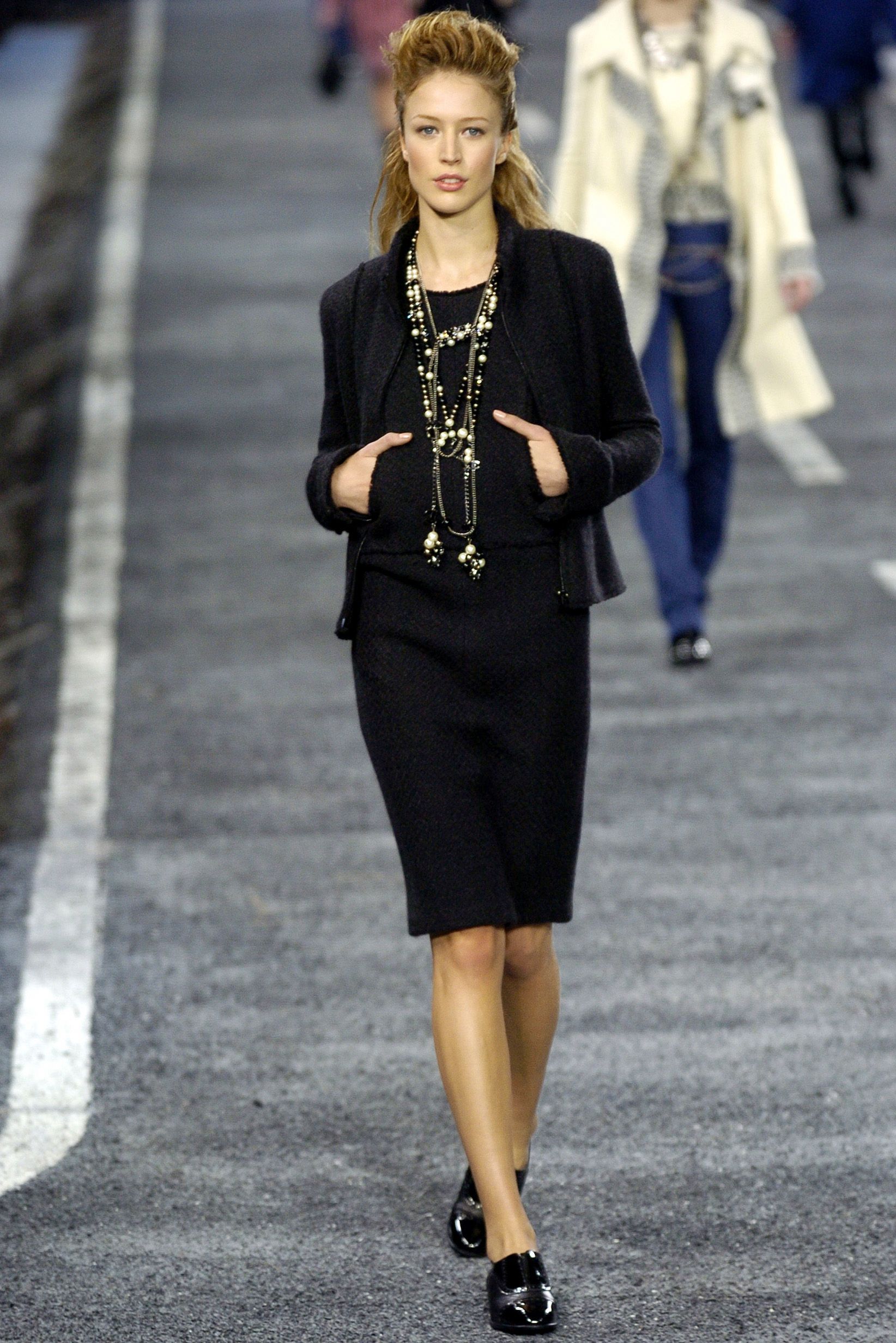 Chanel F/W 04 Look 349
