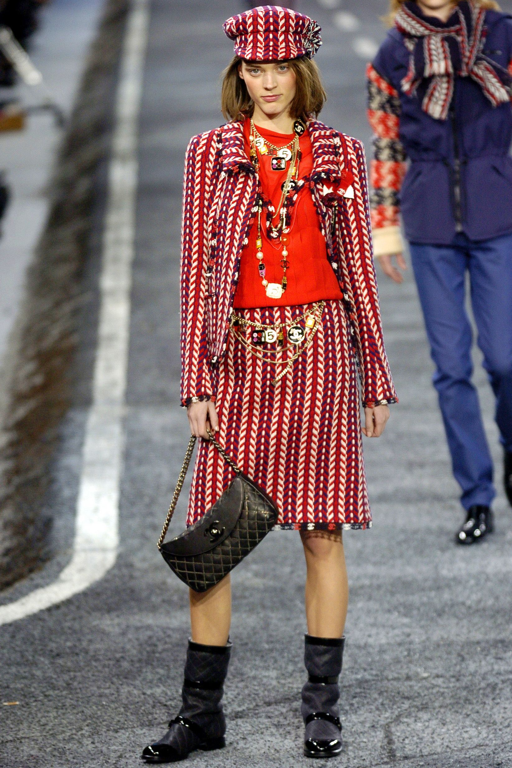 Chanel F/W 04 Look 378