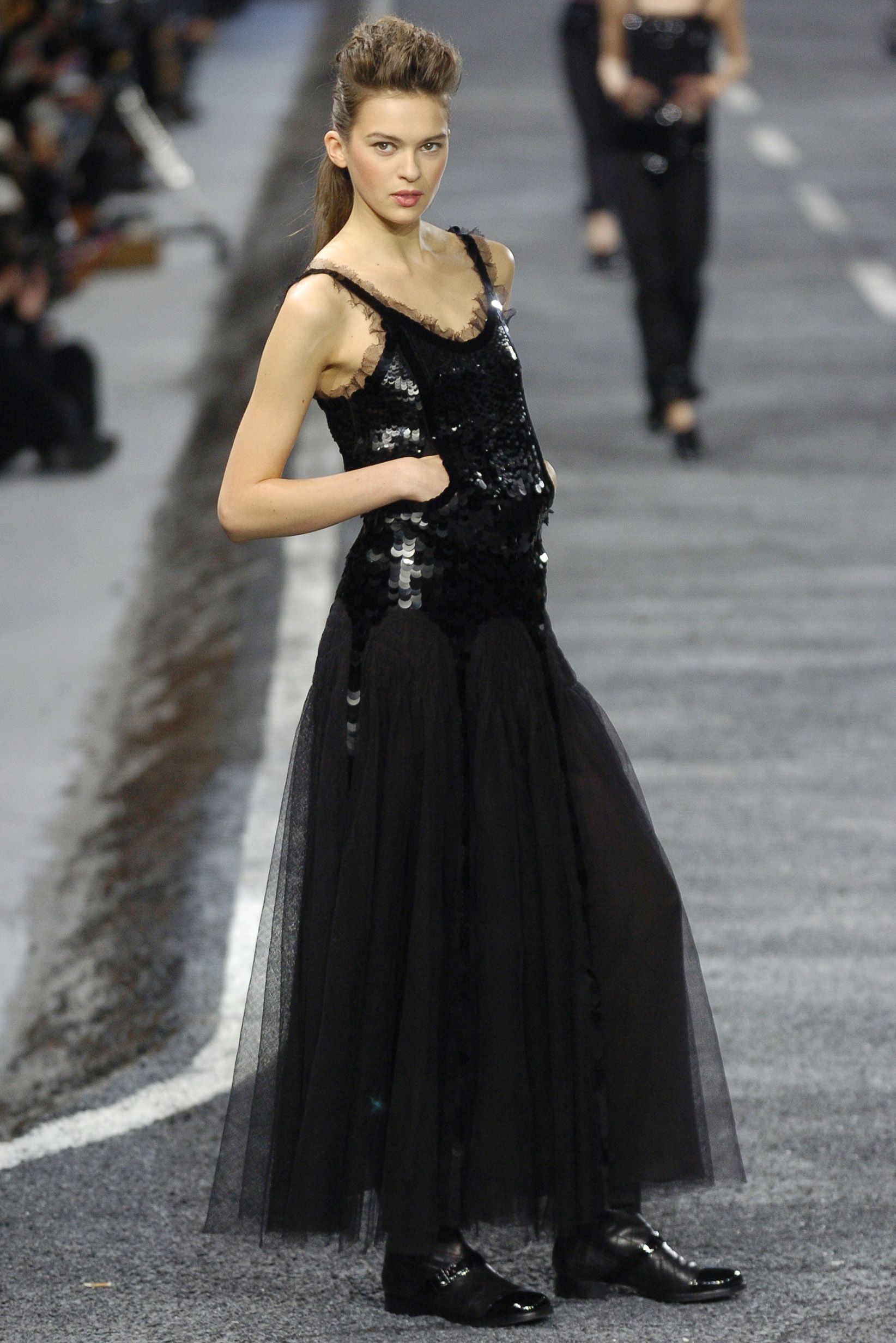 Chanel F/W 04 Look 636