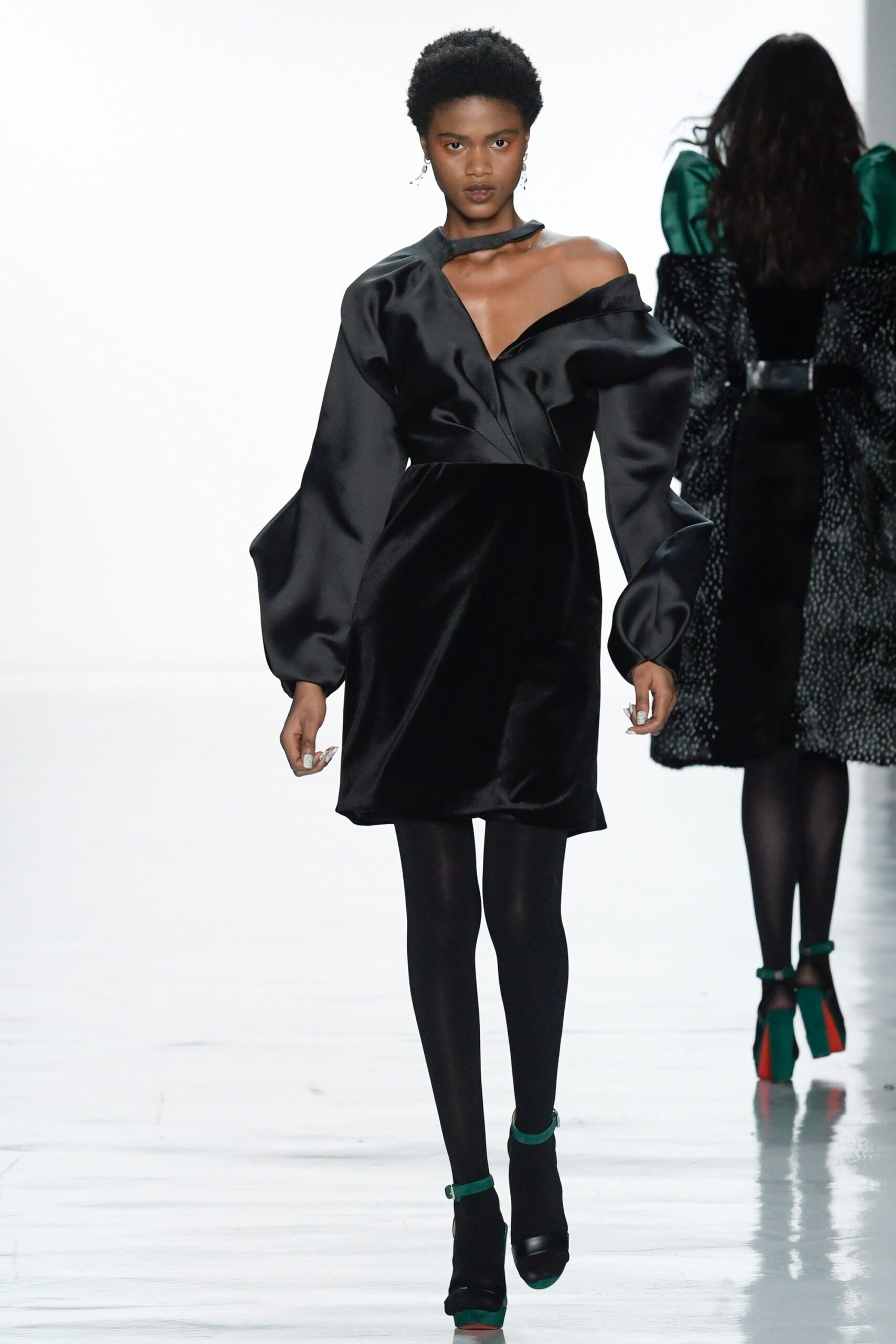 Bibhu Mohapatra F/W 17 Look 9