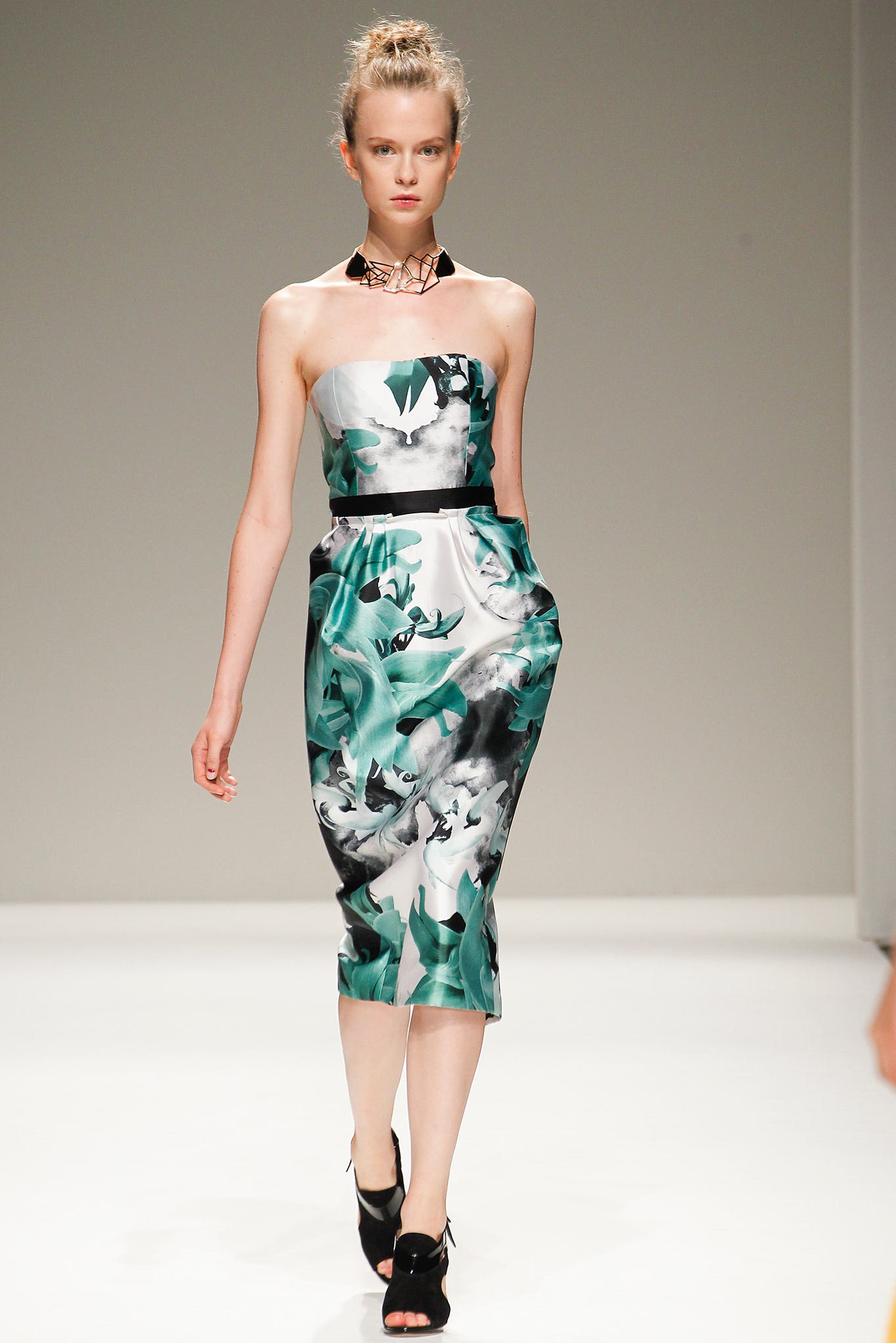 Bibhu Mohapatra S/S 14 Look 17