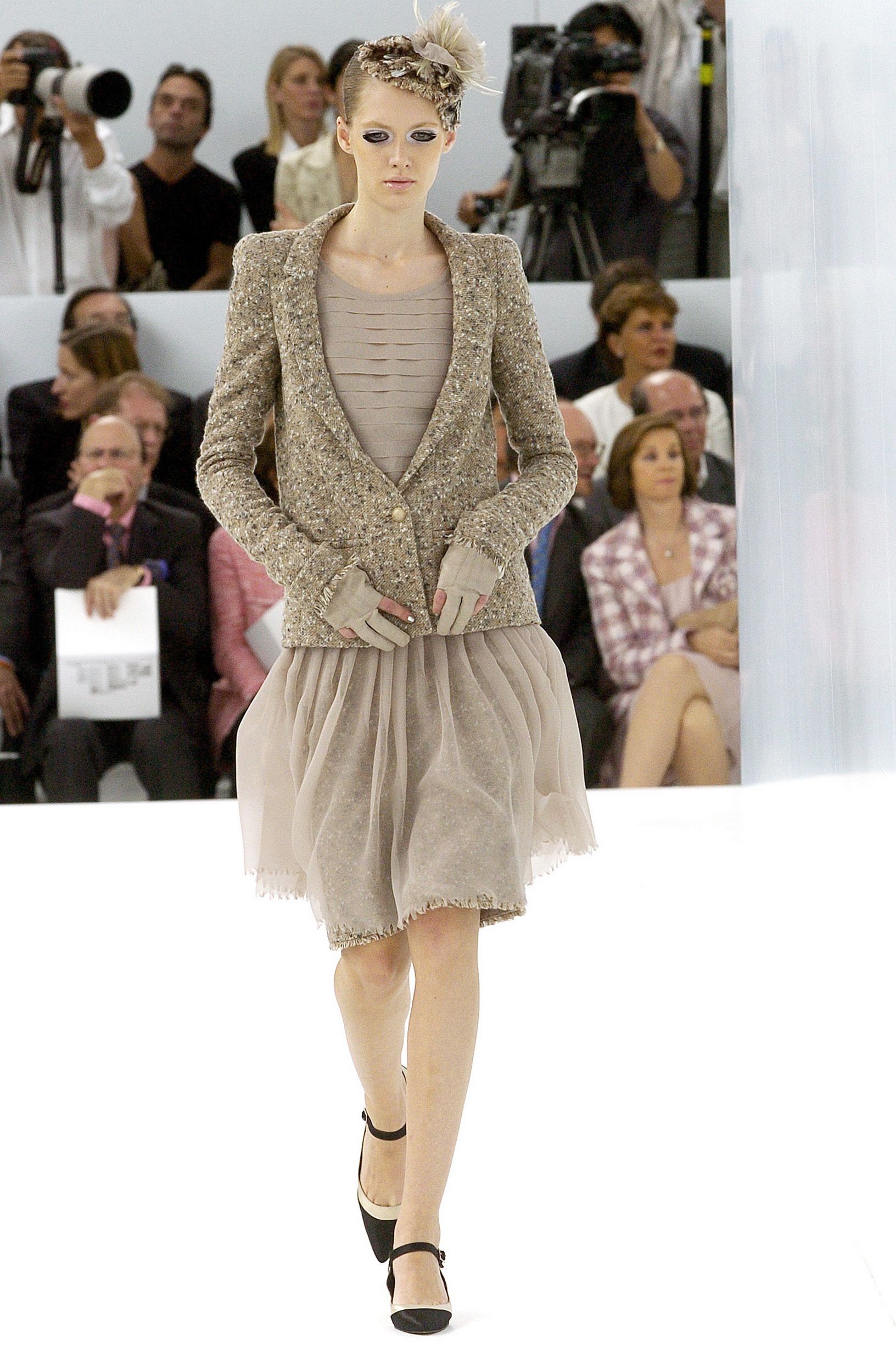 Chanel F/W 04 Couture Look 214