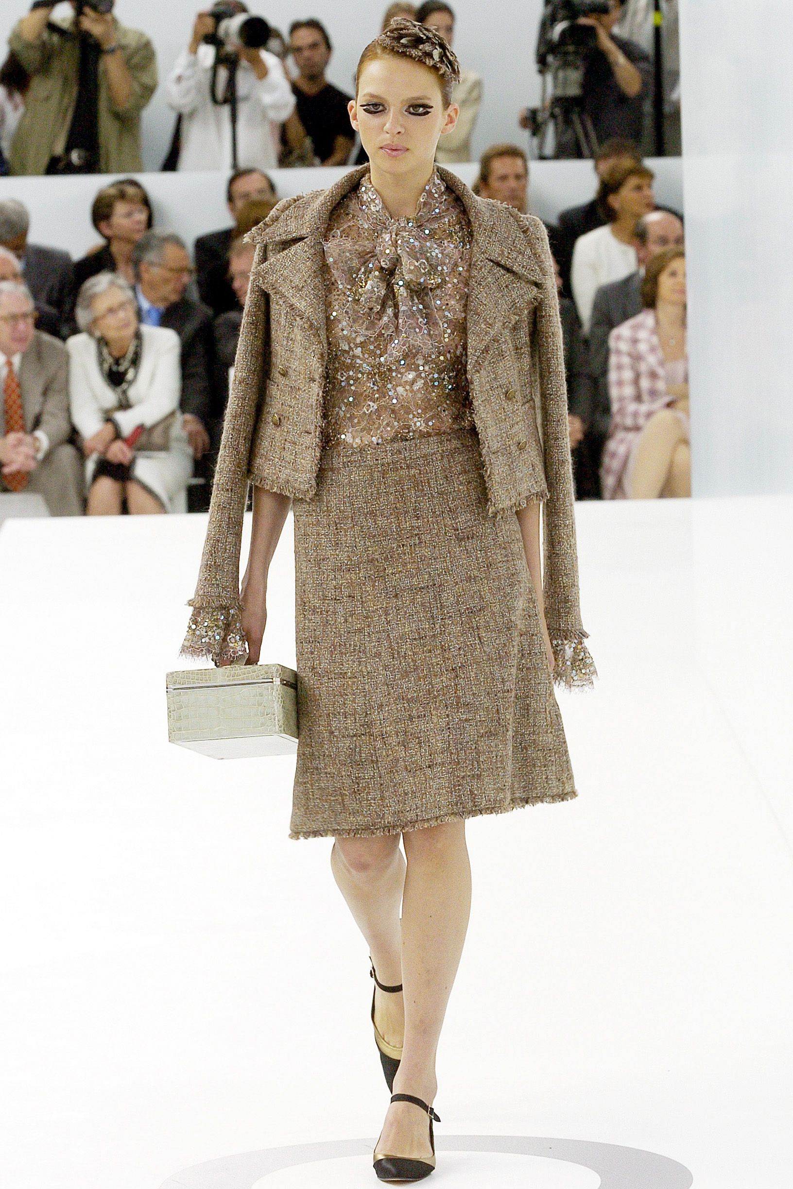 Chanel F/W 04 Couture Look 247