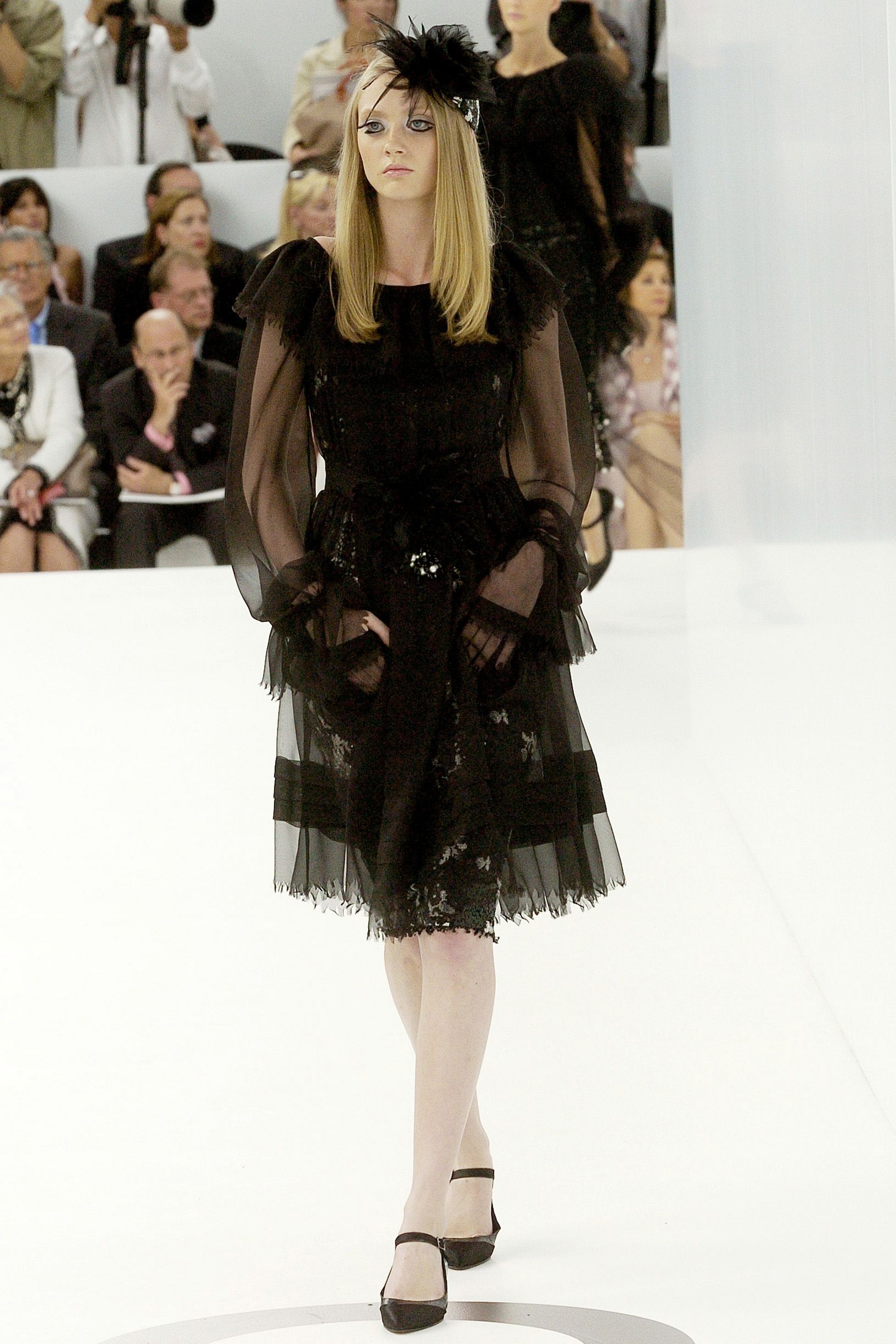Chanel F/W 04 Couture Look 414