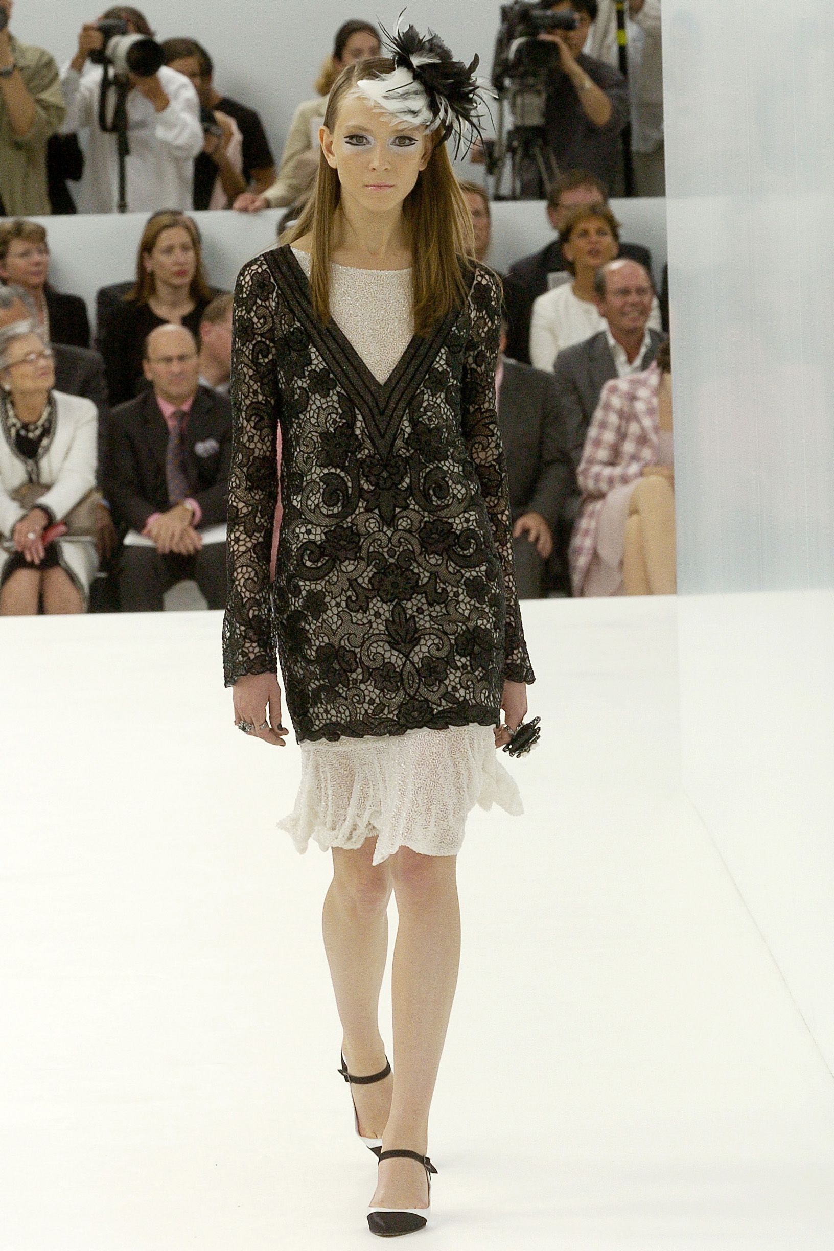 Chanel F/W 04 Couture Look 476