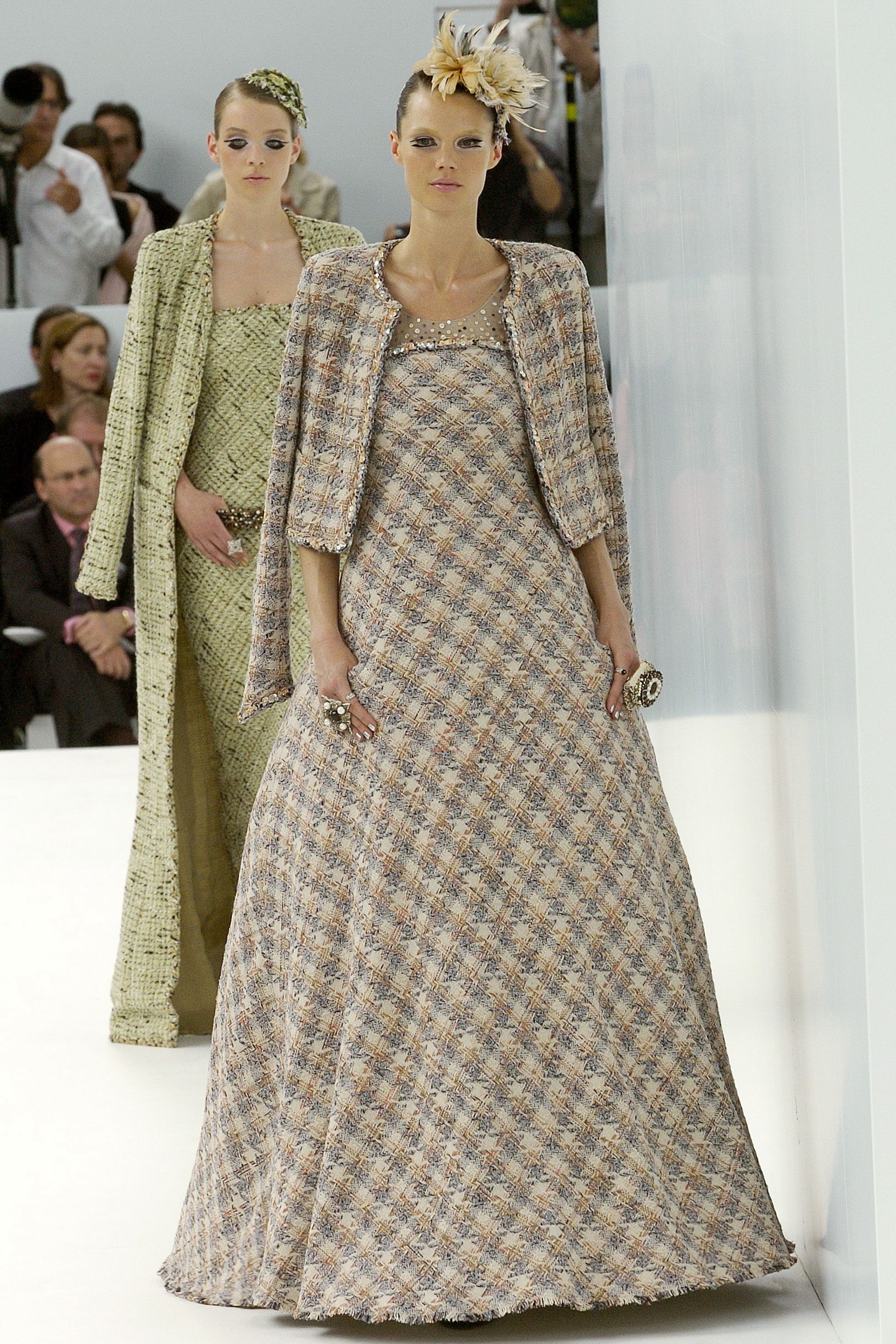 Chanel F/W 04 Couture Look 533