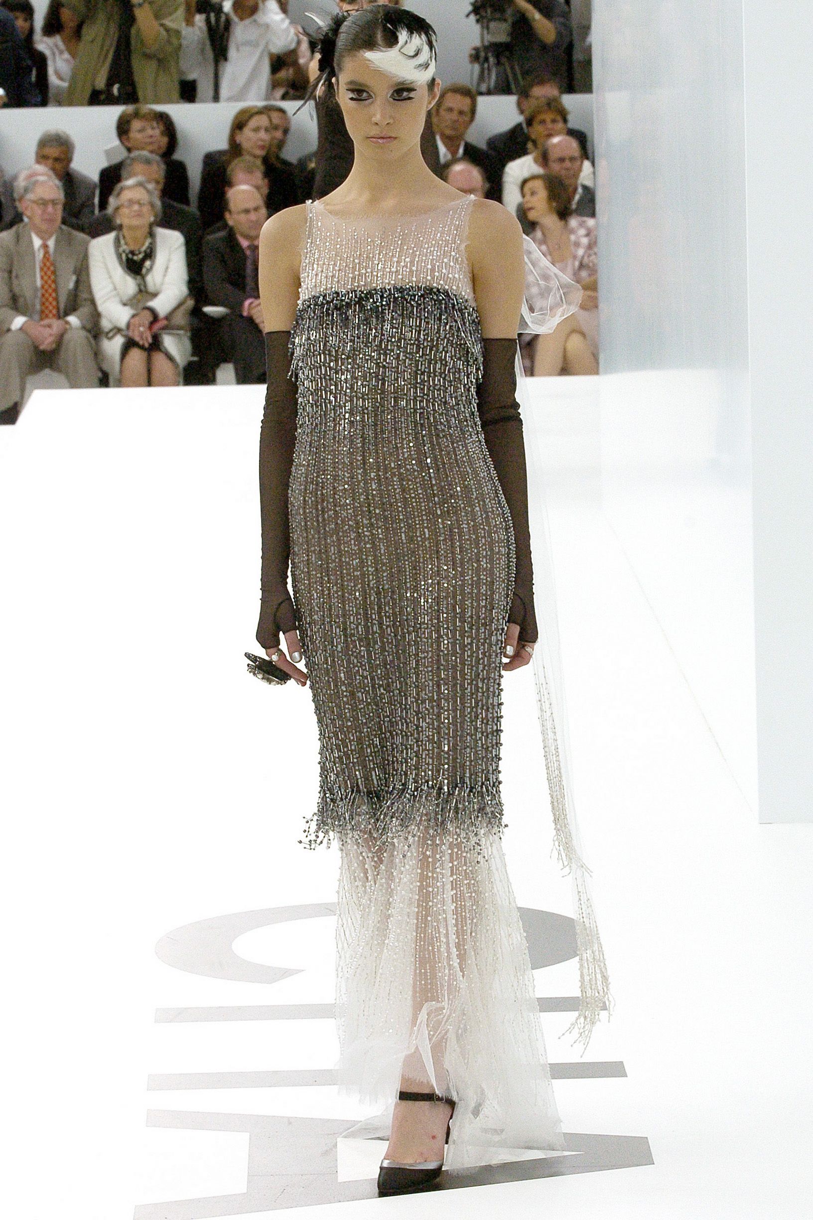 Chanel F/W 04 Couture Look 558