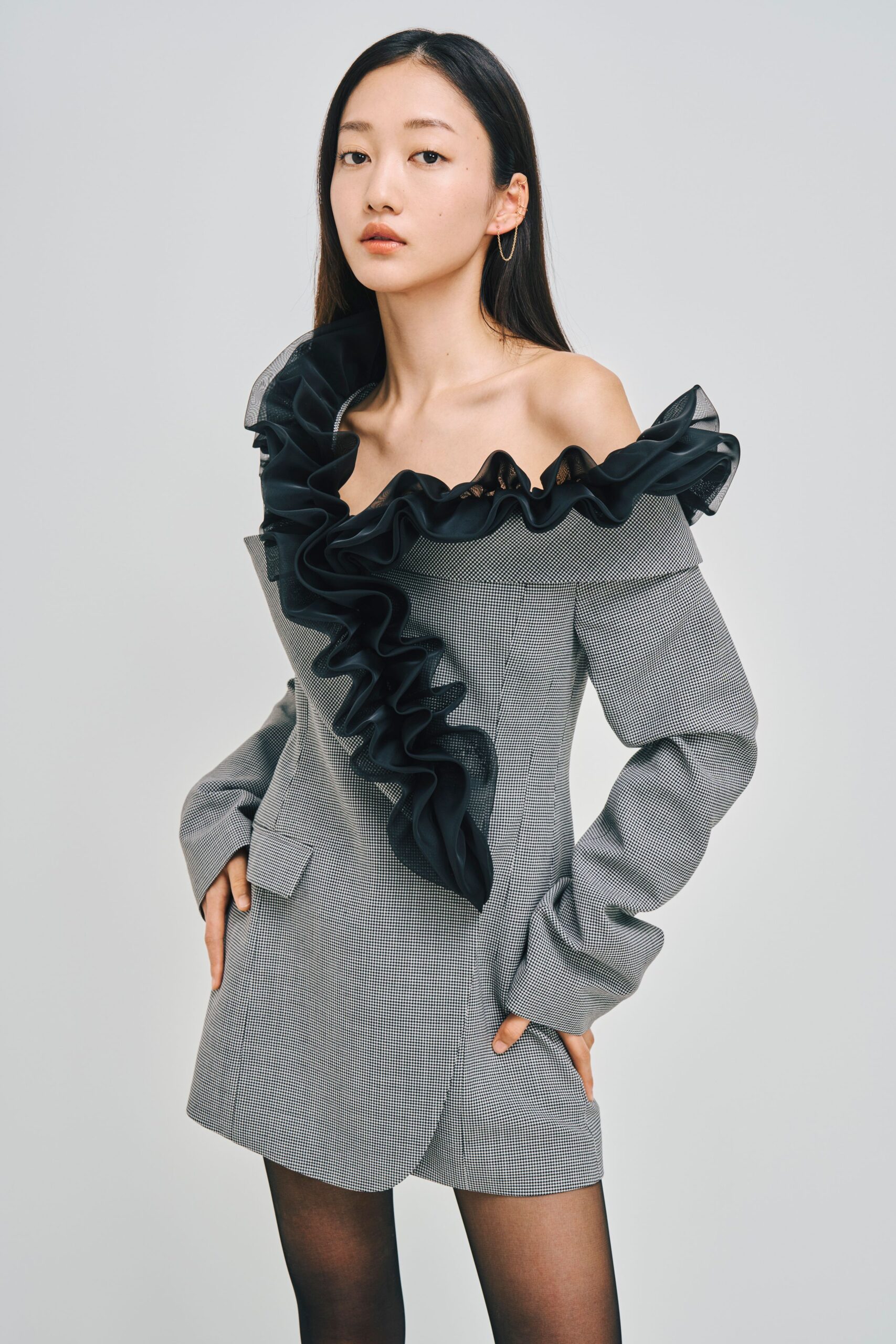 gray fitted off-shoulder blazer