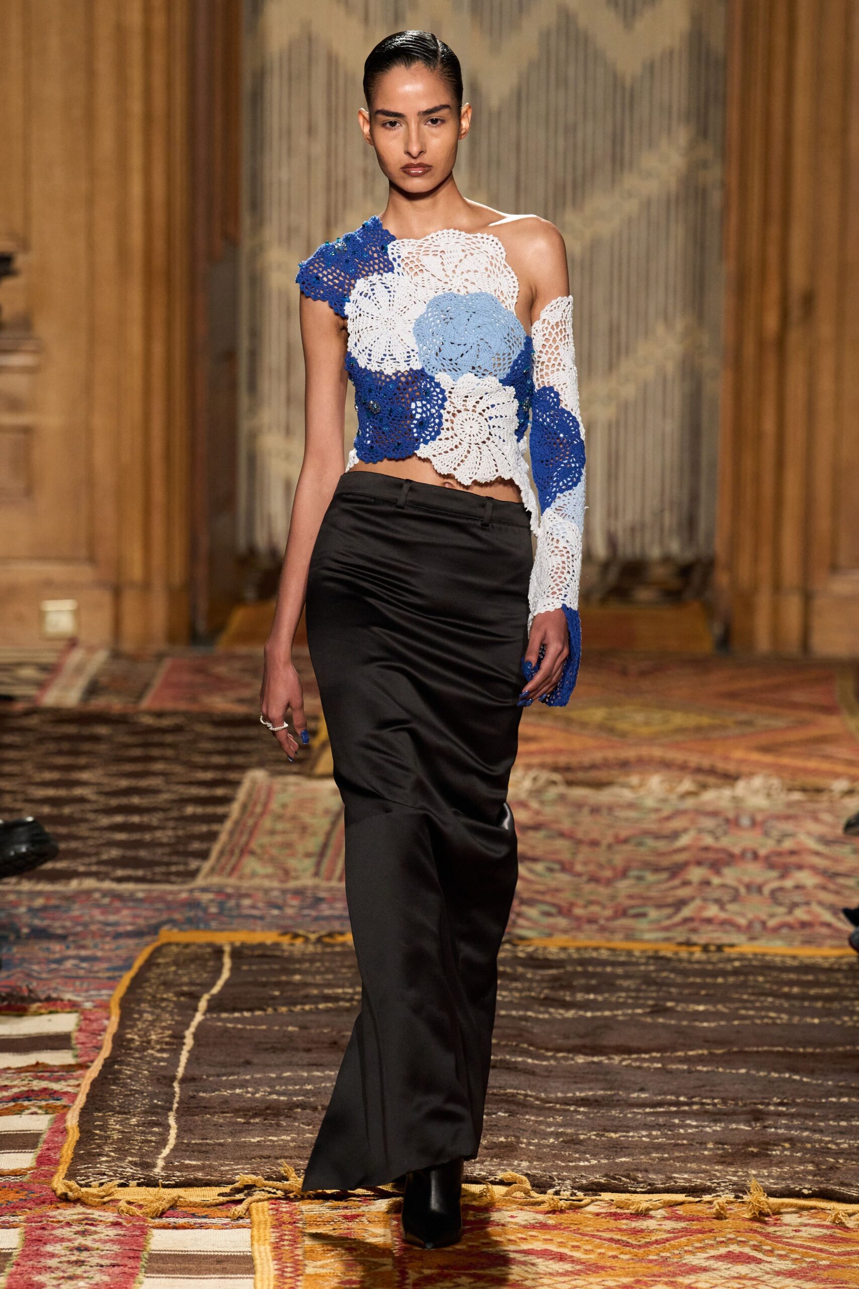 blue lace sleeveless off-shoulder fitted embroidered cropped top