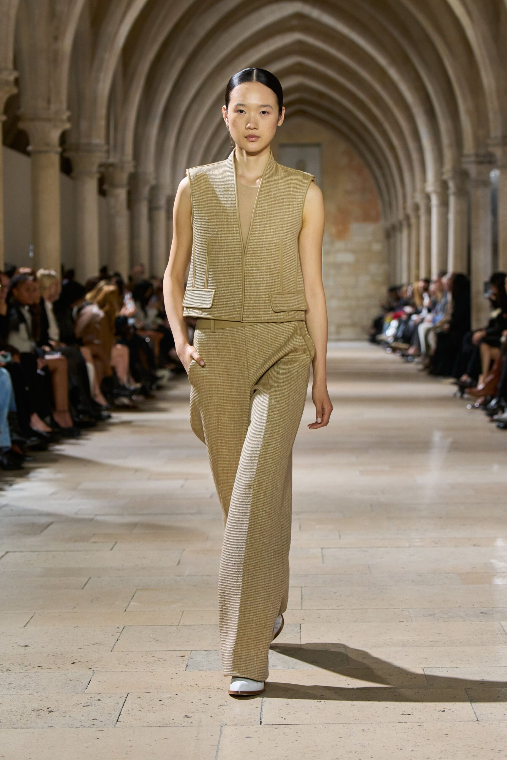 Akris S/S 25 Look 75