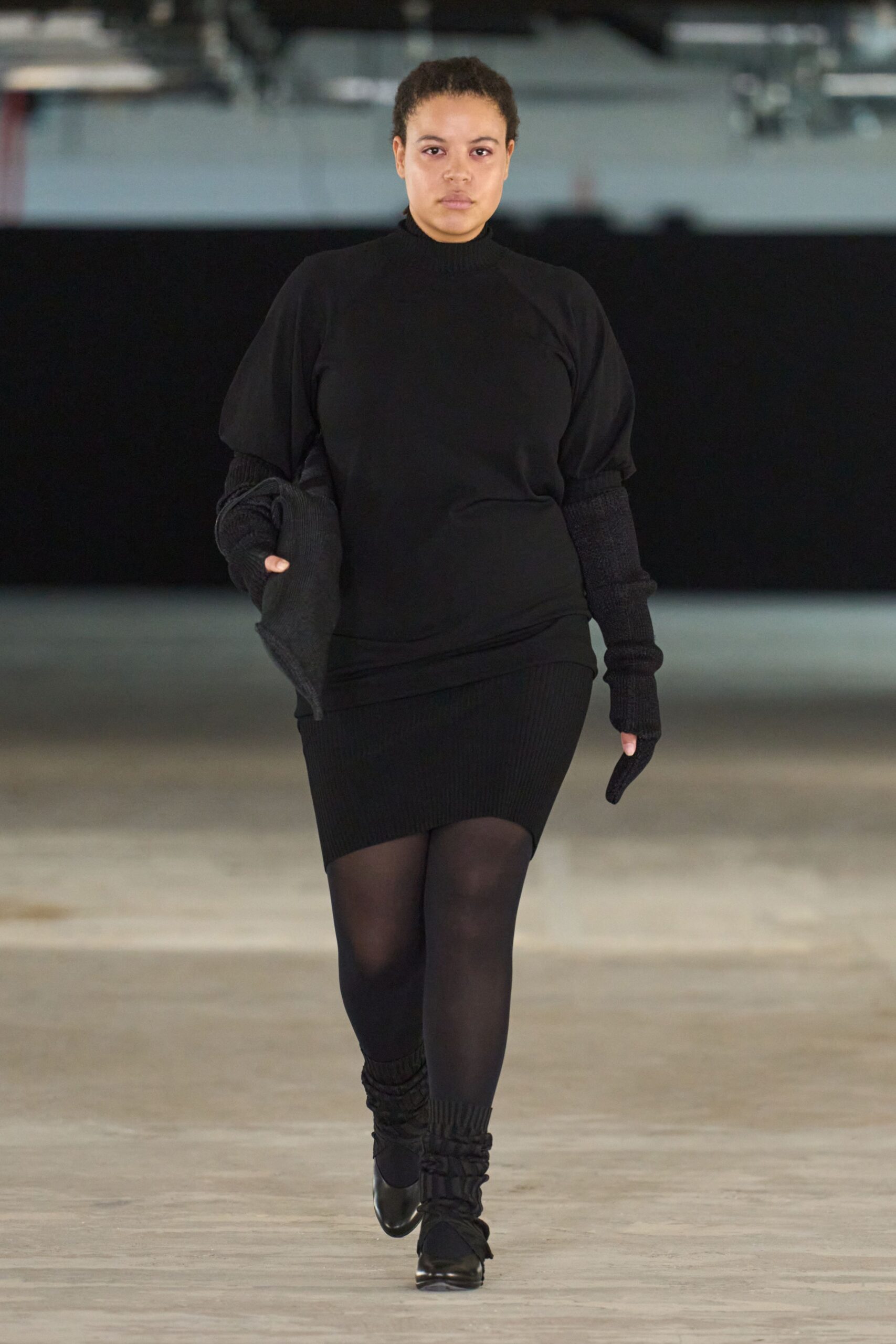 black fitted mini dress with gloves