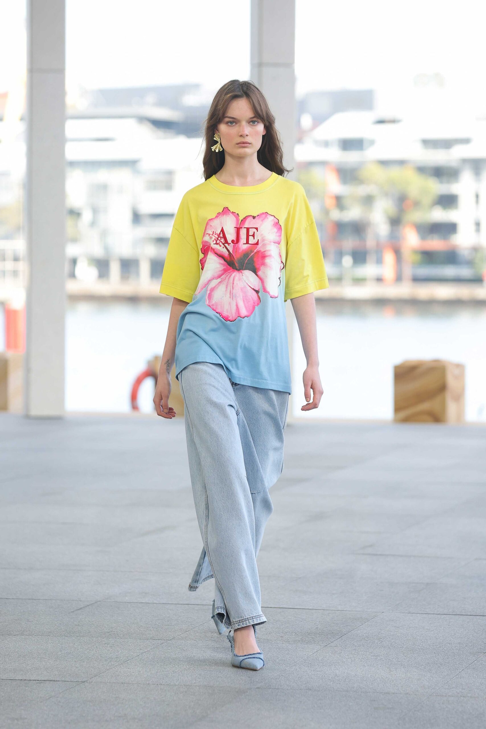 yellow cotton short-sleeve collared oversized longline printed t-shirt