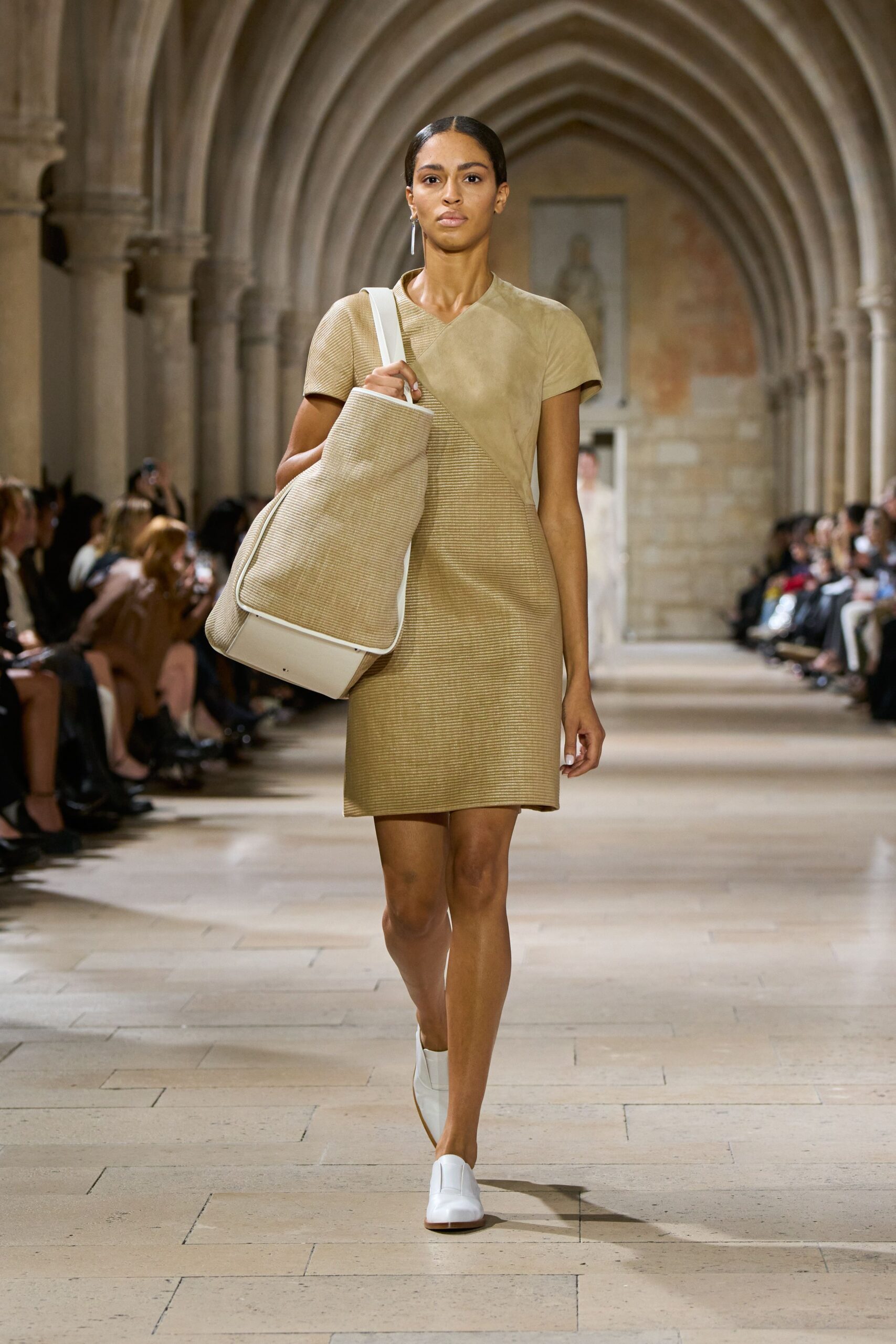 beige cotton short-sleeve v-neck fitted straight-leg short dress