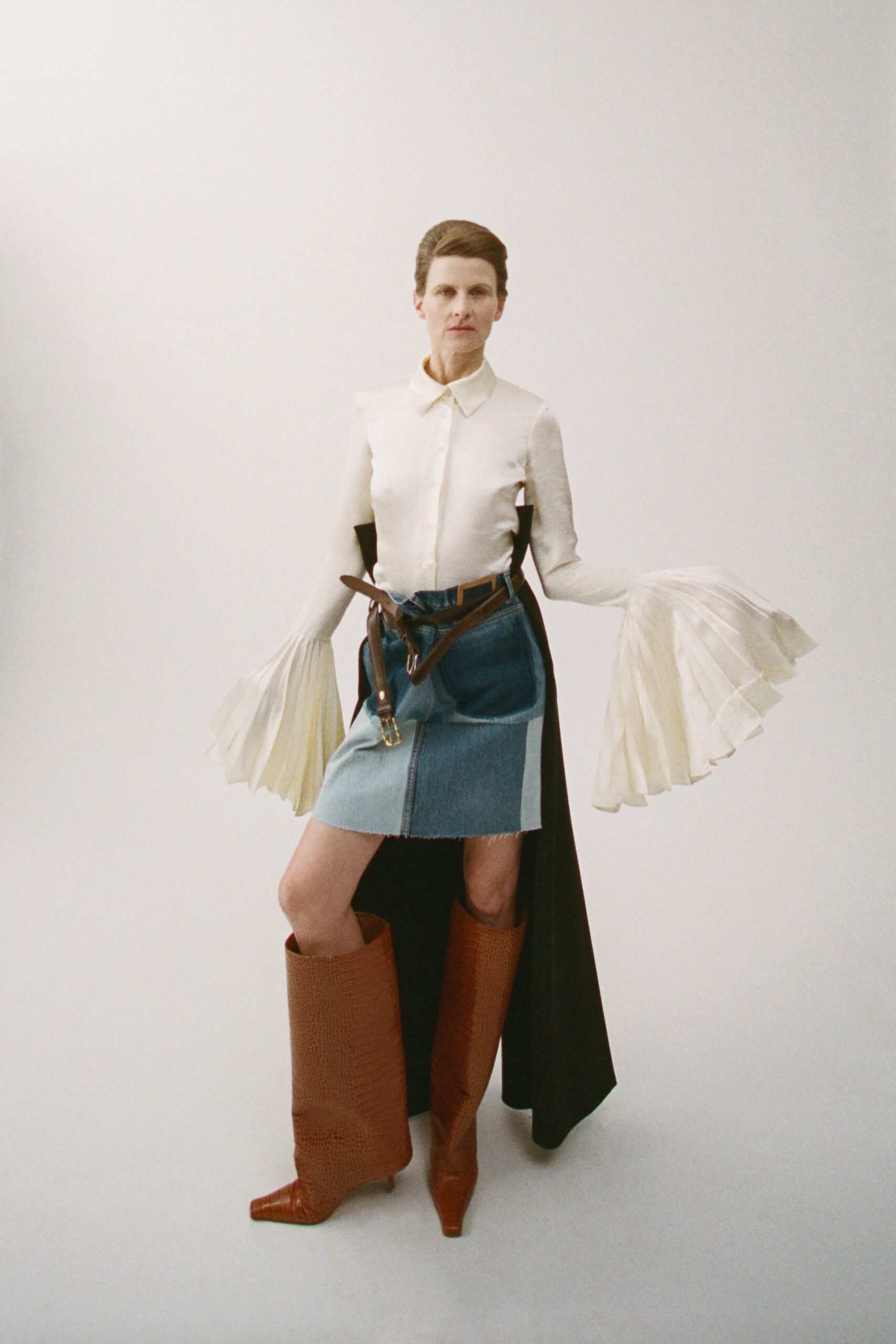 A.W.A.K.E. MODE F/W 24 Look 159
