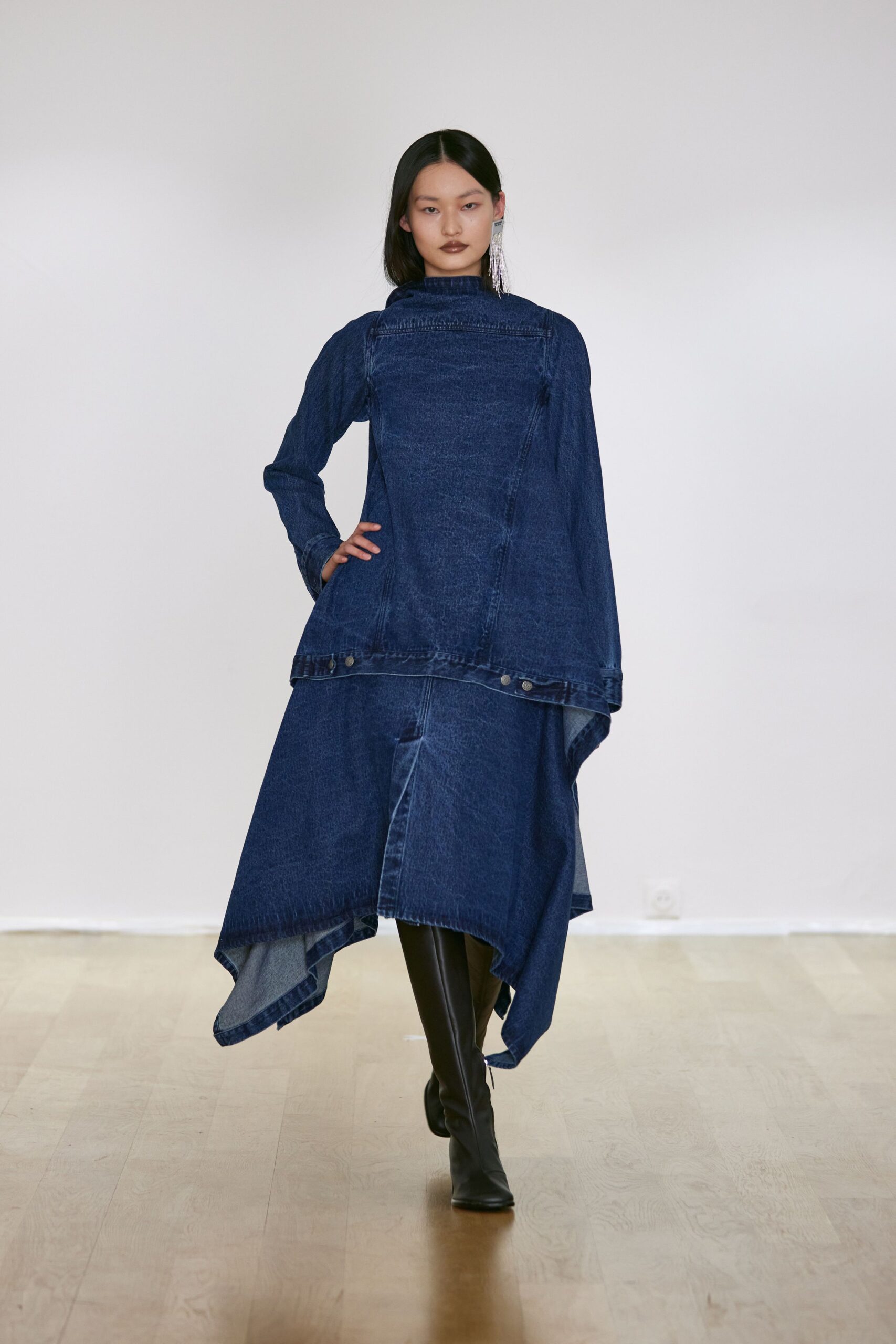 blue denim long-sleeve asymmetric relaxed buttoned layered dress
