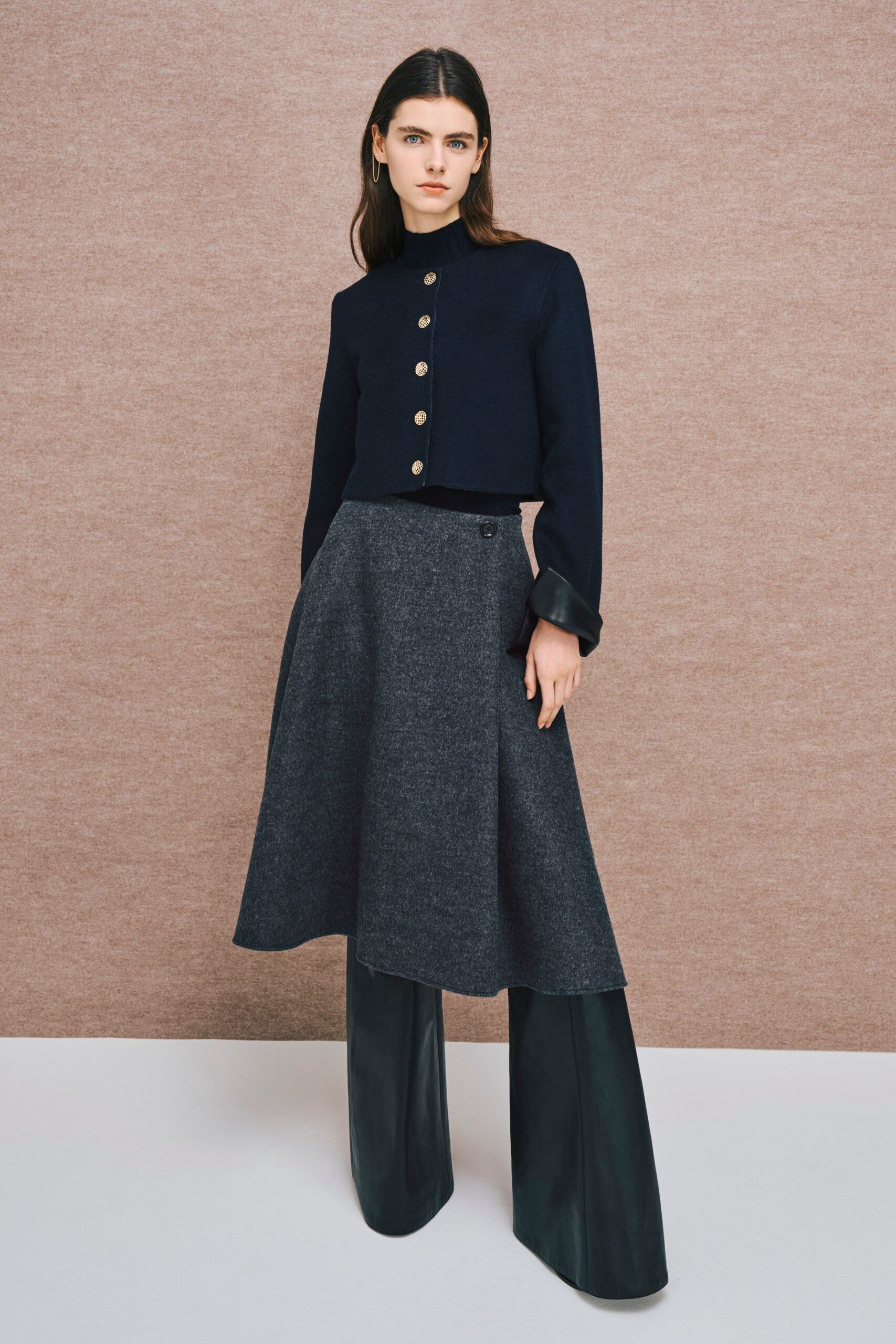 blue wool long-sleeve collared fitted buttoned jacket