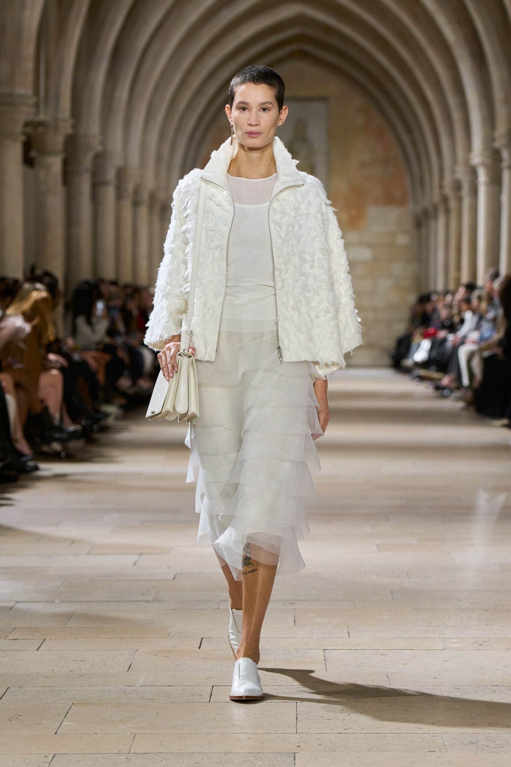white faux-fur long-sleeve fitted ruffled jacket