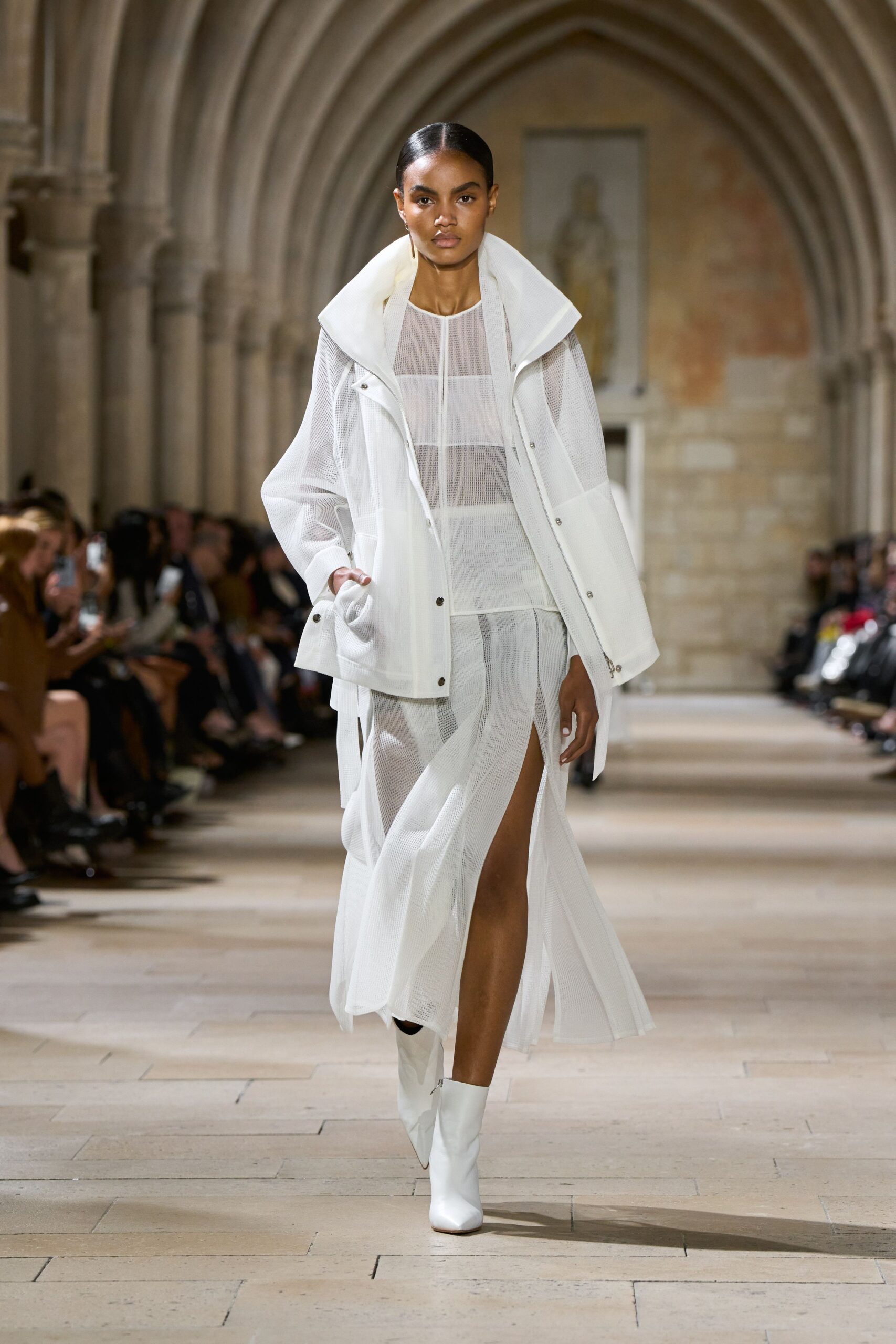 white cotton long-sleeve collared relaxed zippered pockets coat