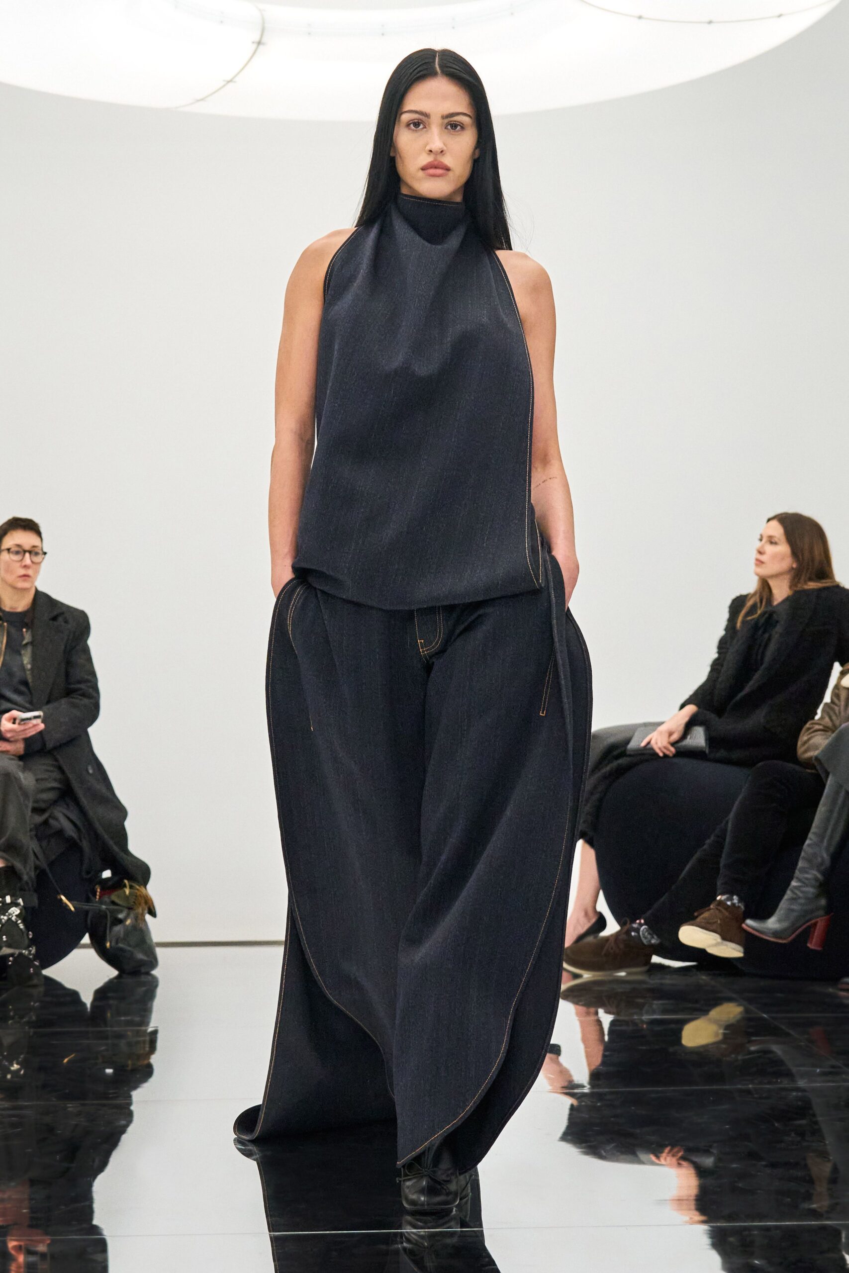 Alaïa F/W 24 Look 335