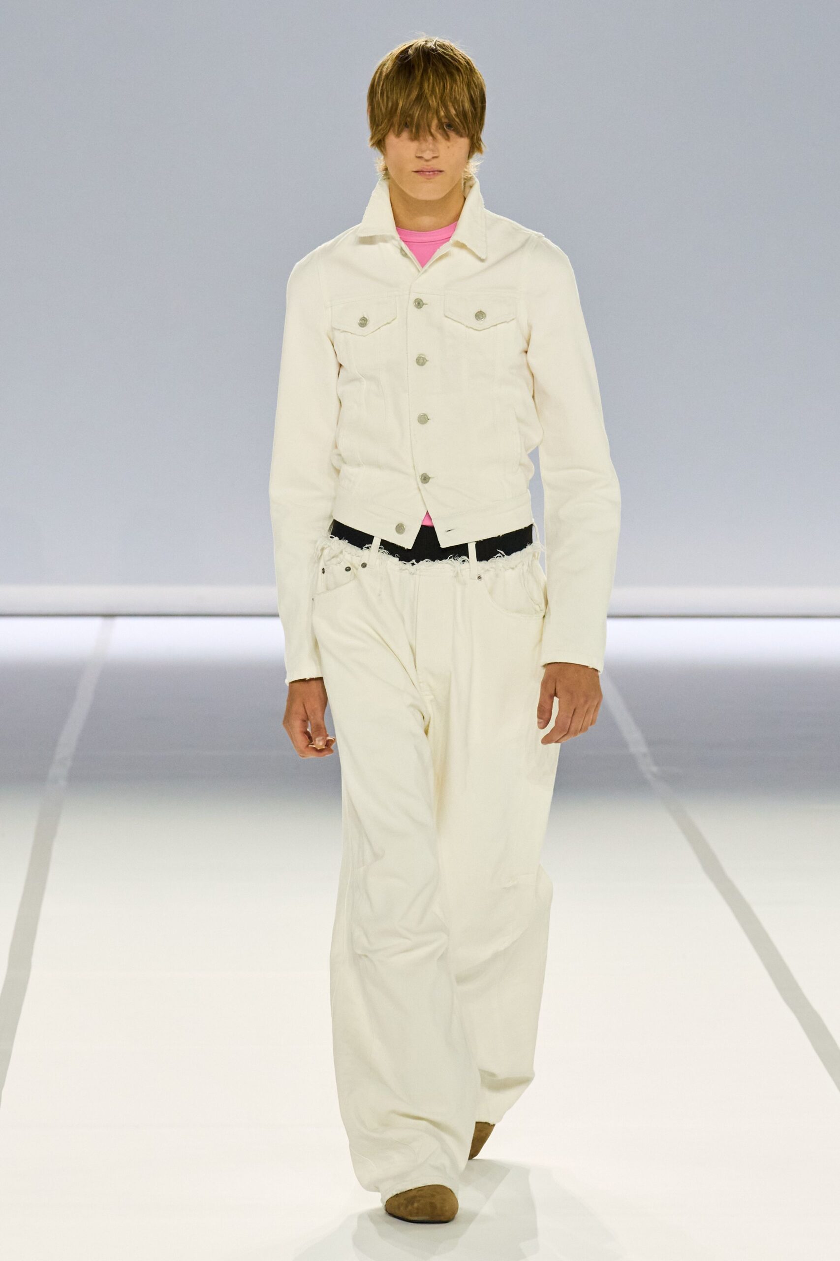 white denim jacket with relaxed pants