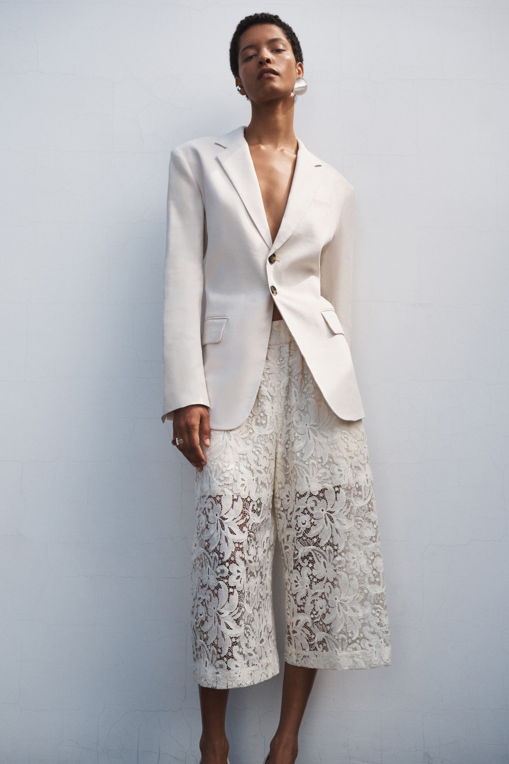 white lace relaxed wide-leg pleated culottes