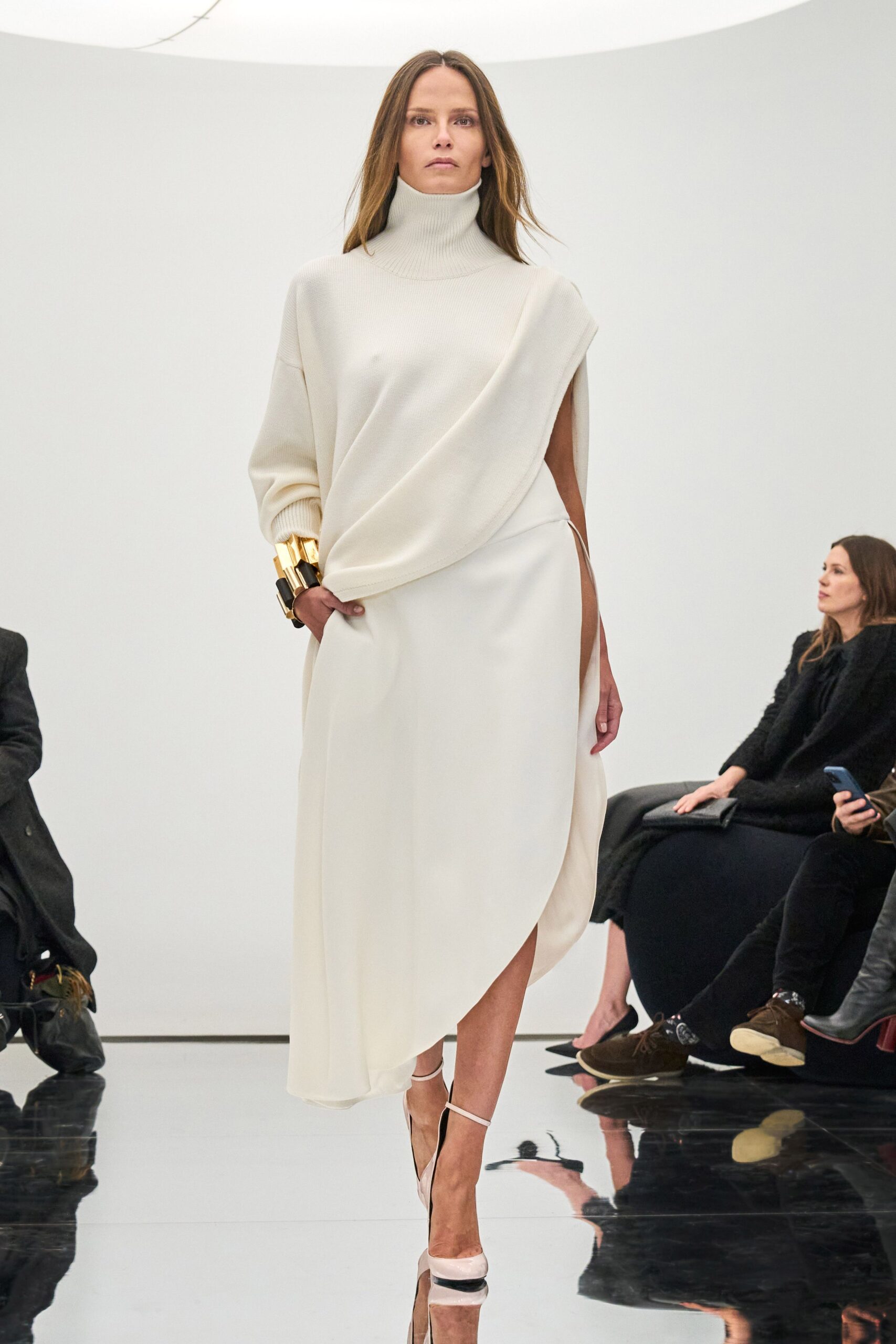 Alaïa F/W 24 Look 424