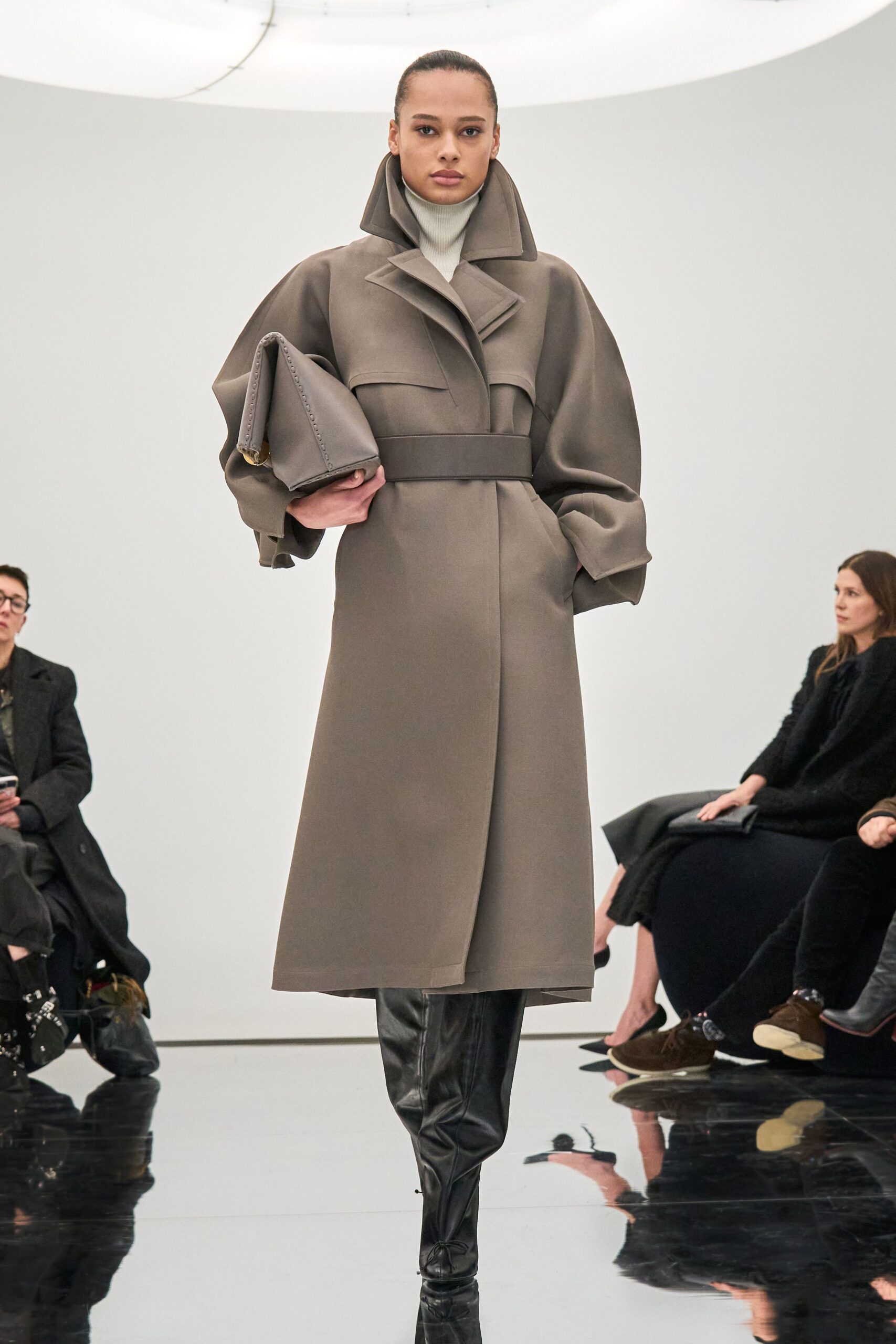 Alaïa F/W 24 Look 449