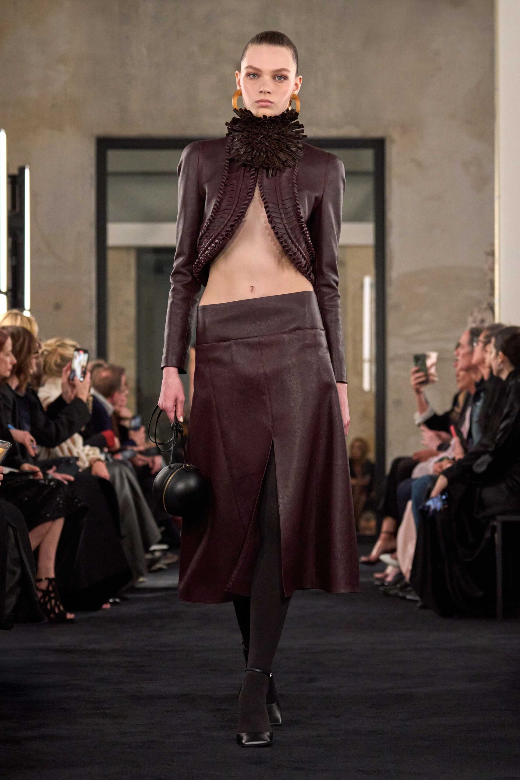 brown leather slit fitted skirt