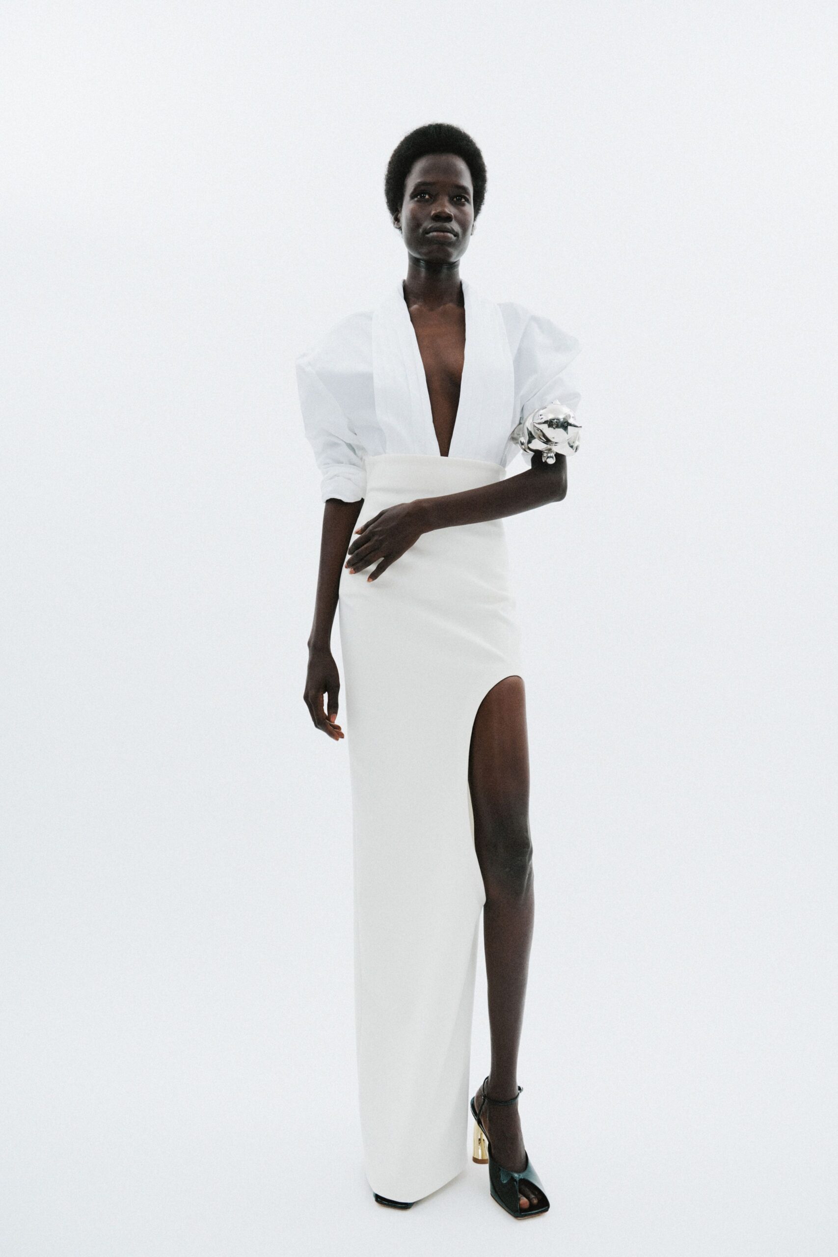 A.W.A.K.E. MODE S/S 25 Look 330