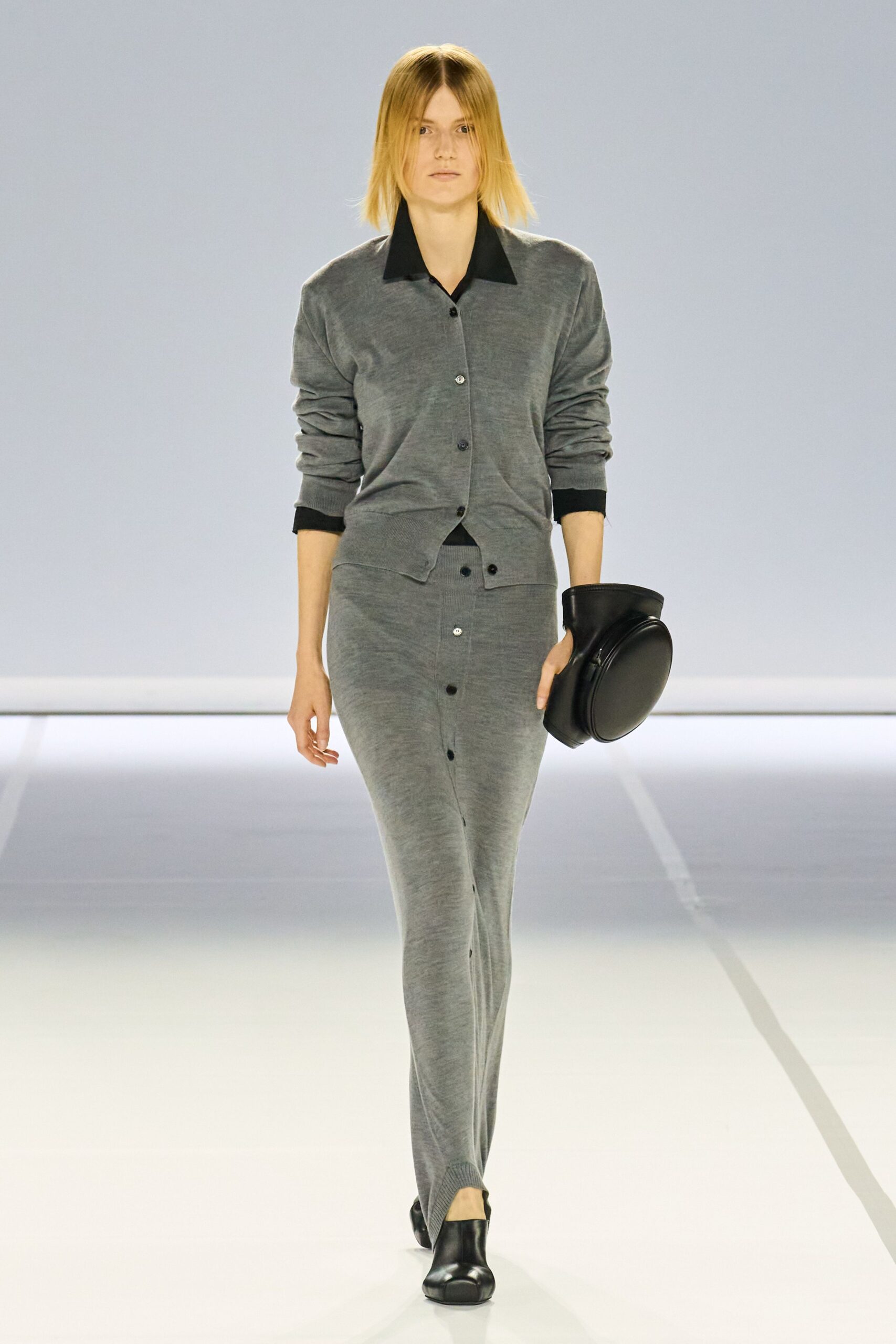 gray cotton long-sleeve collared fitted buttoned straight-leg skirt