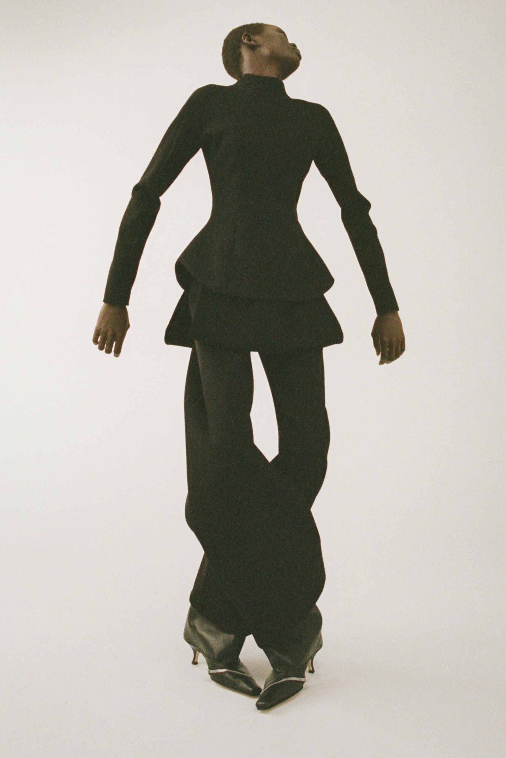 A.W.A.K.E. MODE F/W 24 Look 458