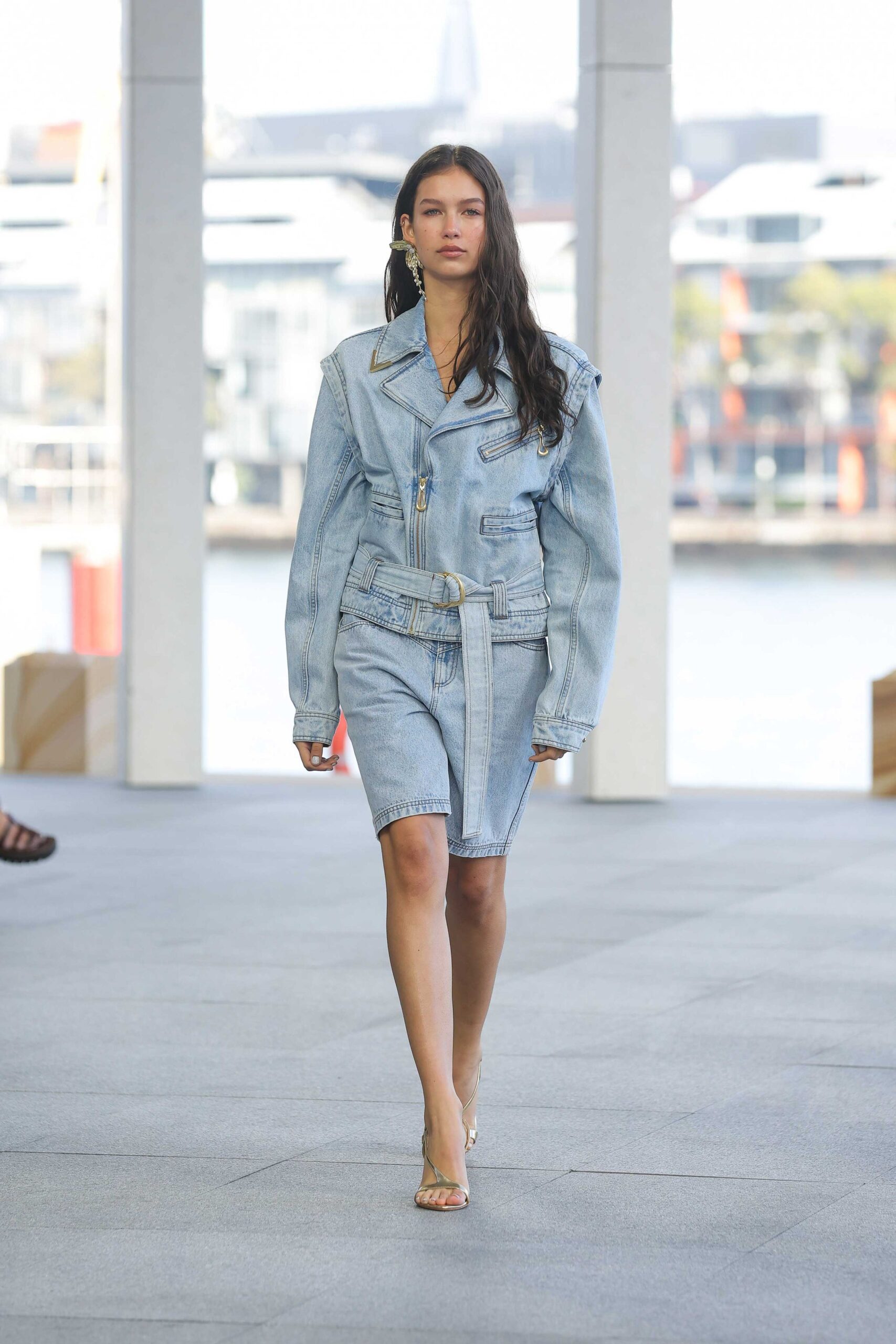 blue denim structured high-waisted belted mini skirt