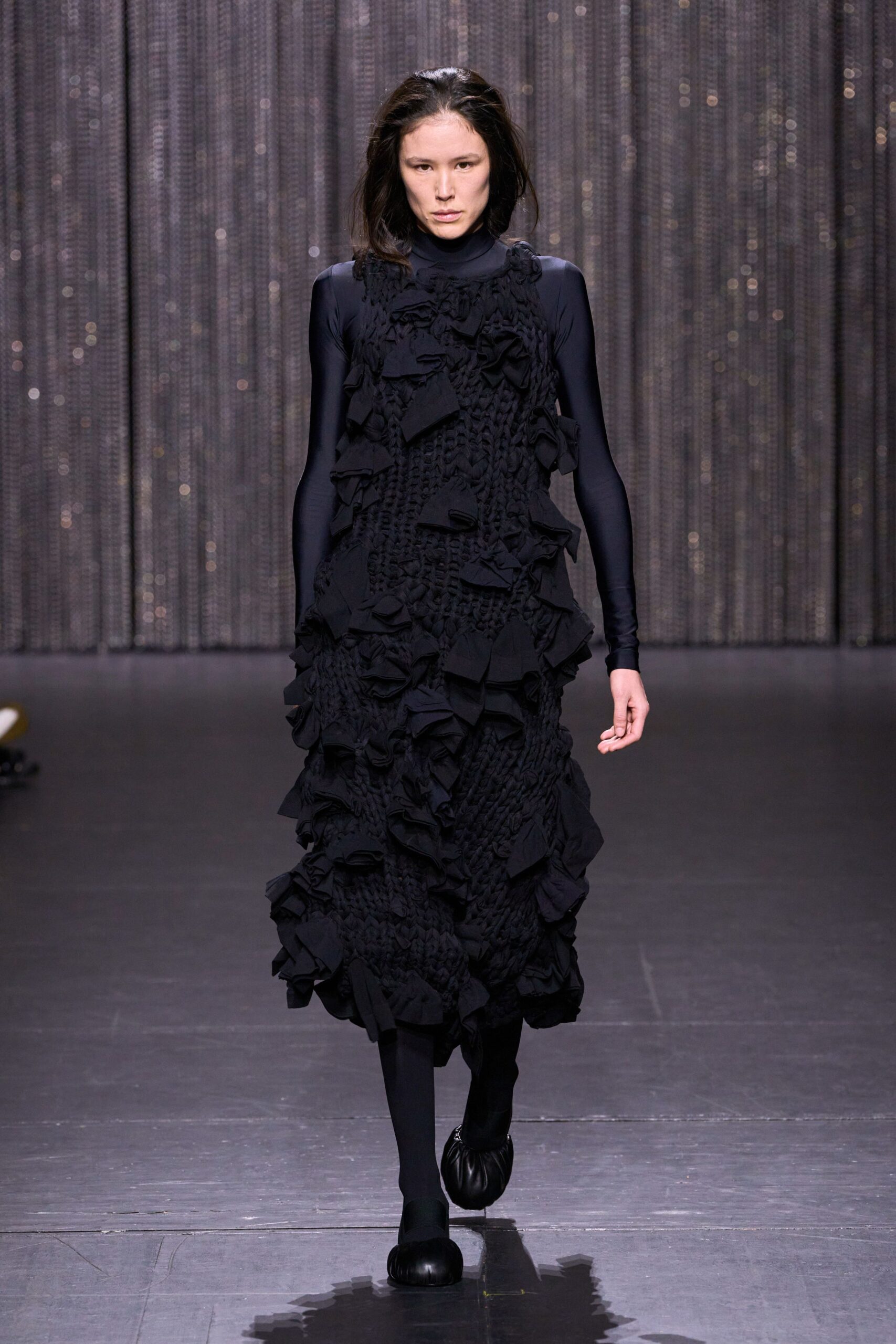 black ruffled midi dress with shoes
