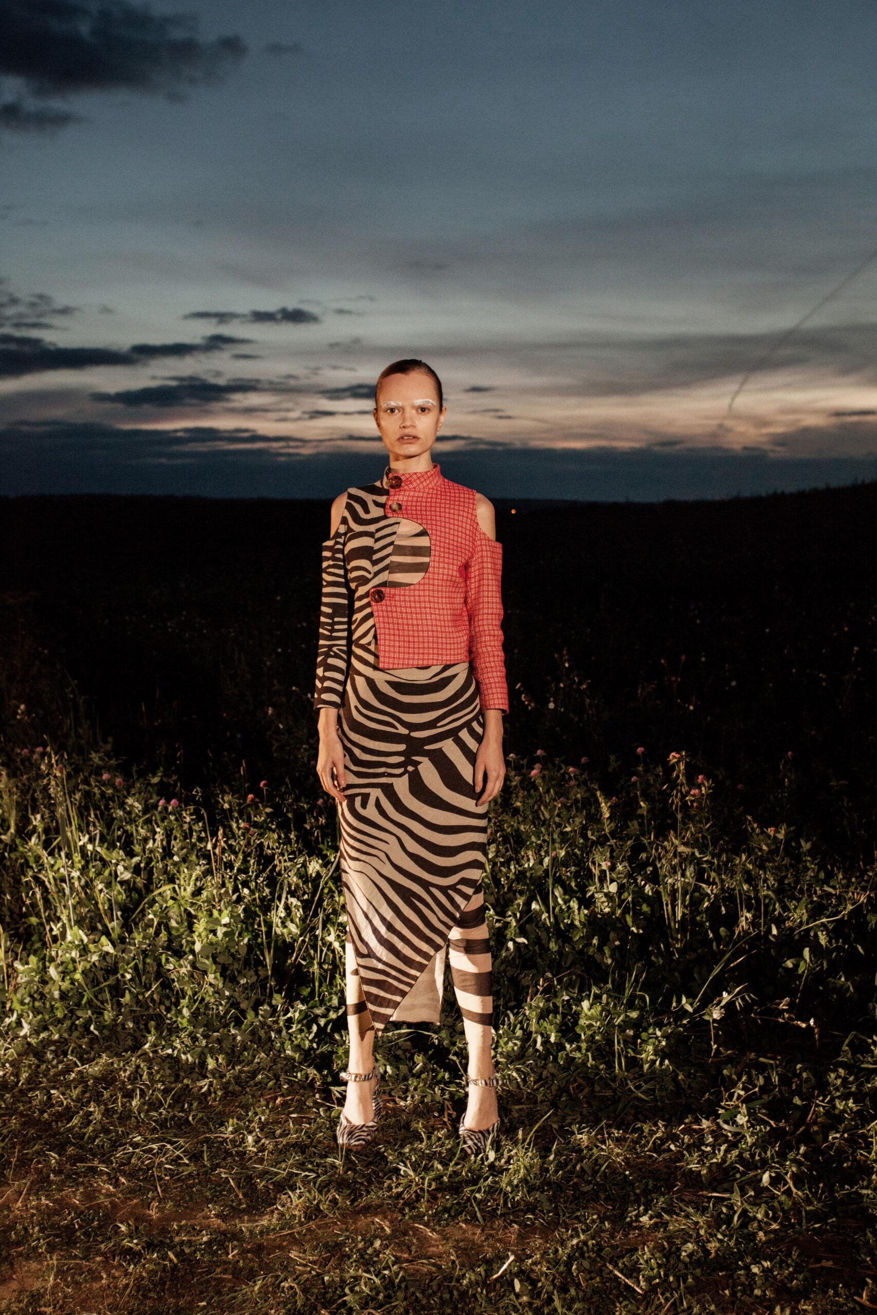 A.W.A.K.E. MODE S/S 16 Look 206