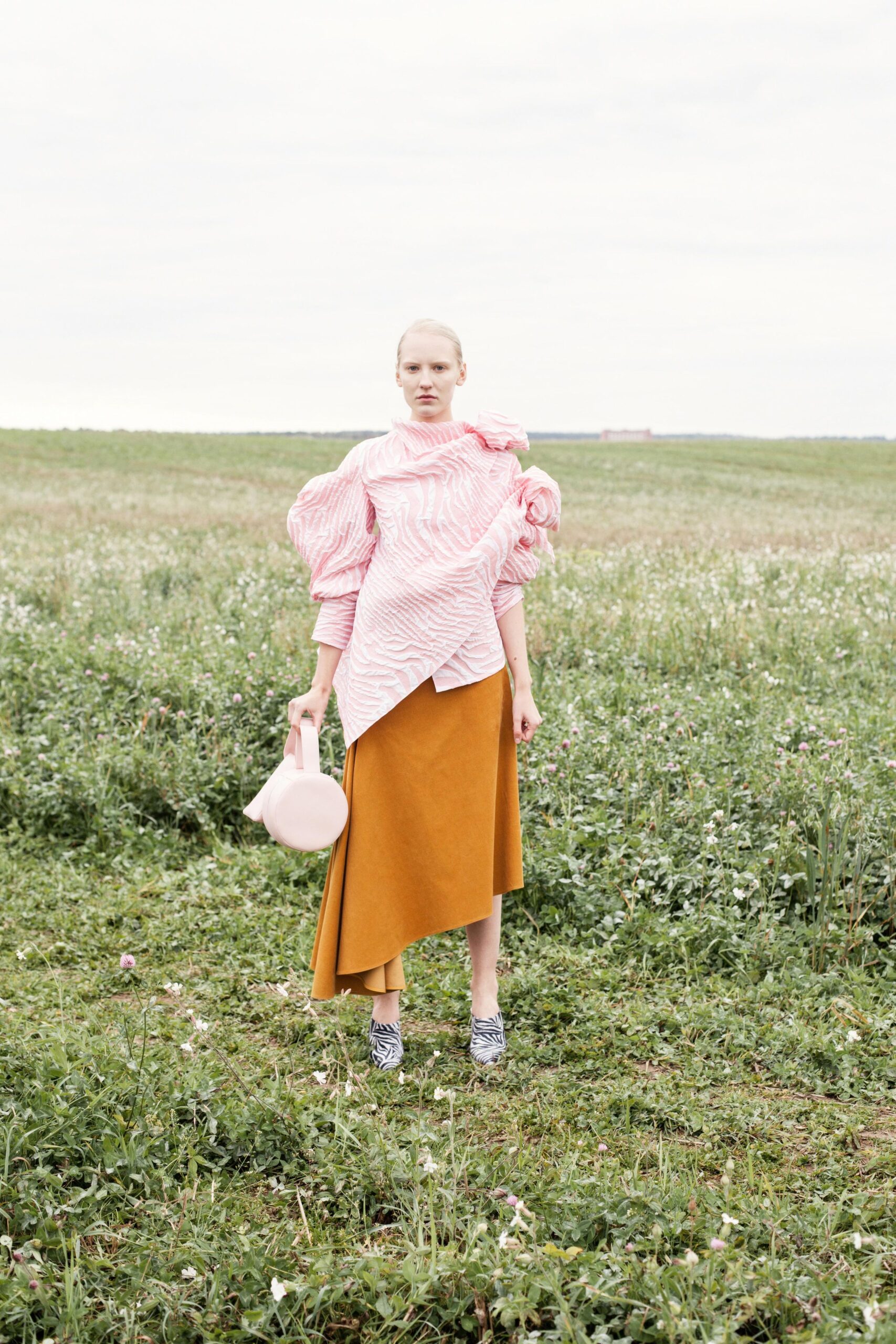 A.W.A.K.E. MODE S/S 16 Look 378