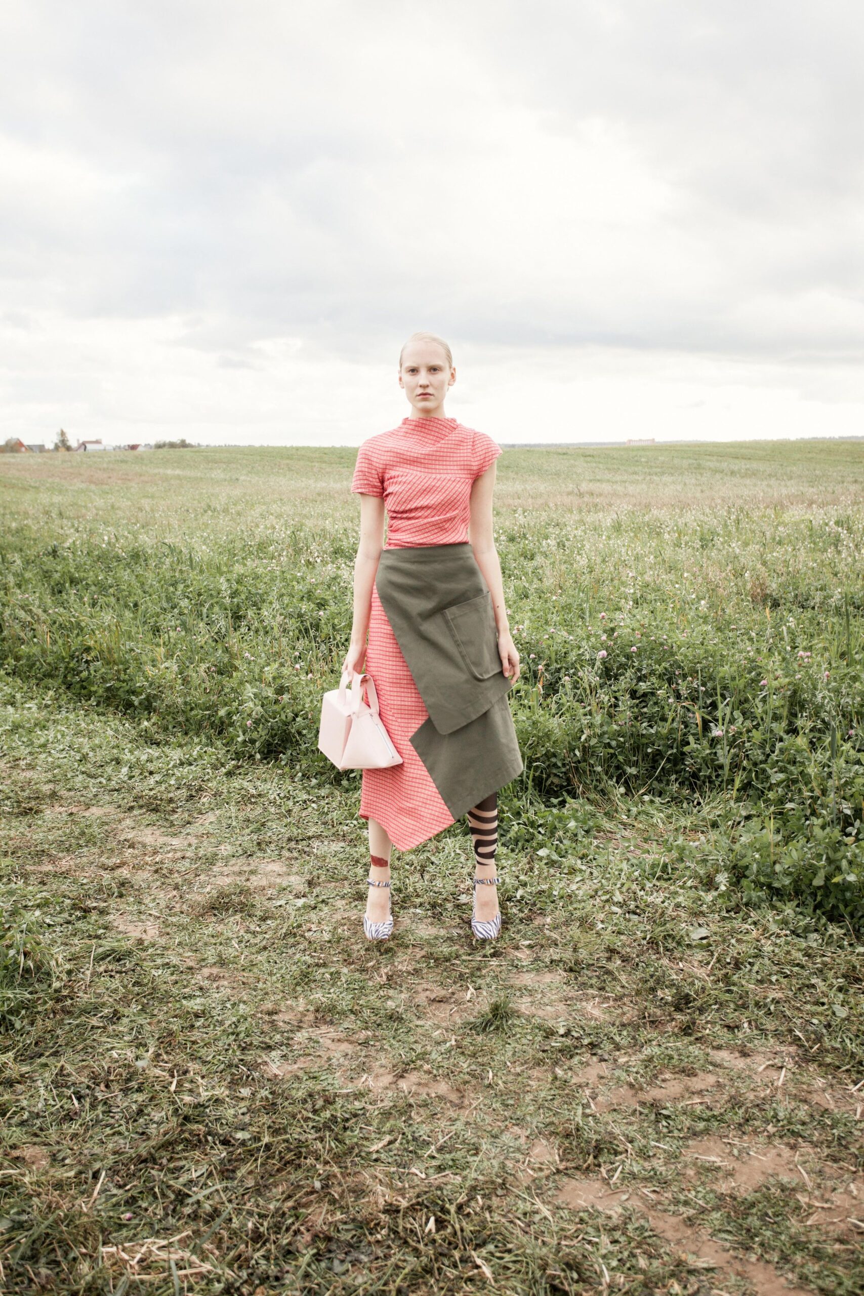 A.W.A.K.E. MODE S/S 16 Look 402