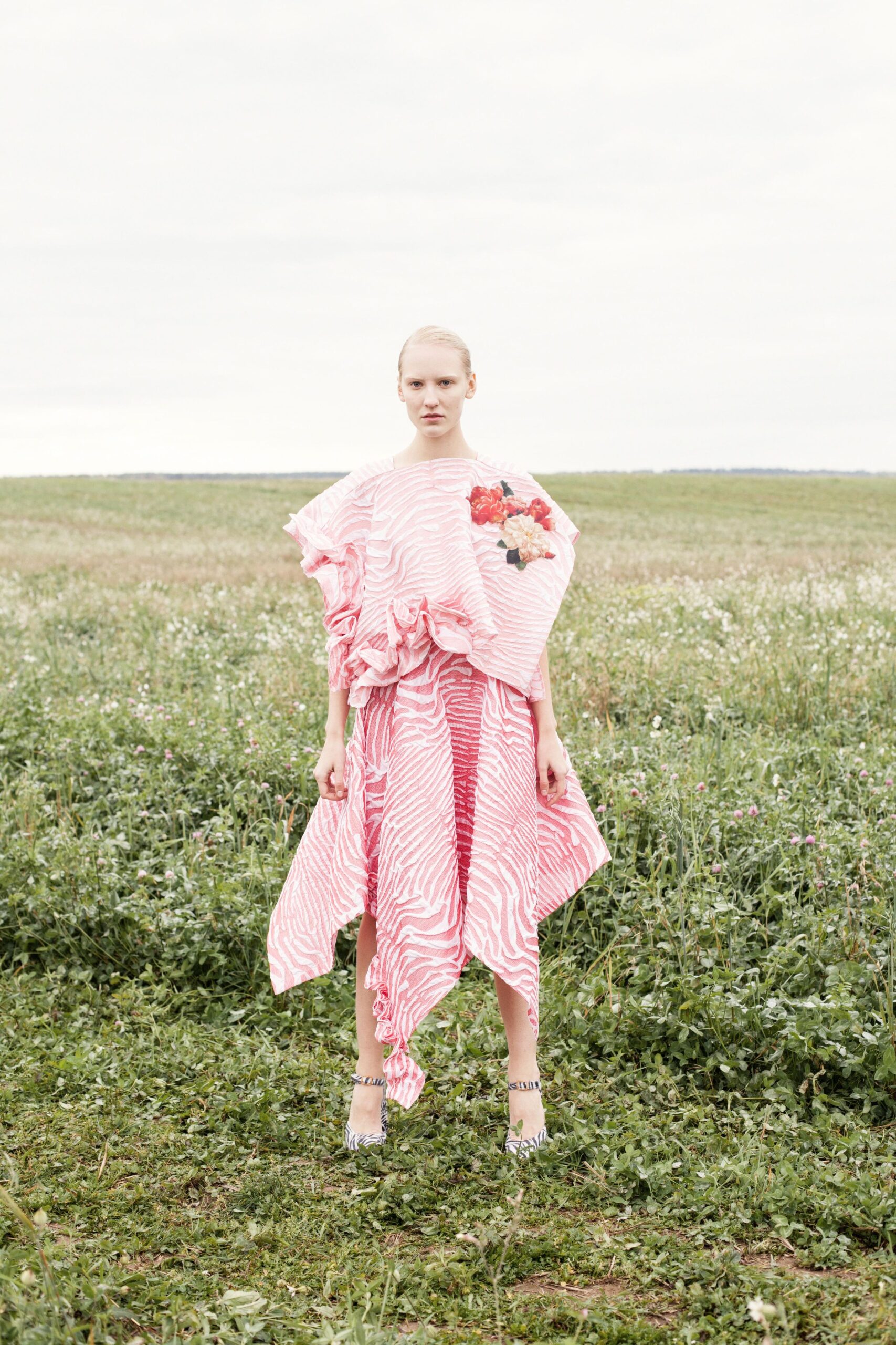 A.W.A.K.E. MODE S/S 16 Look 427