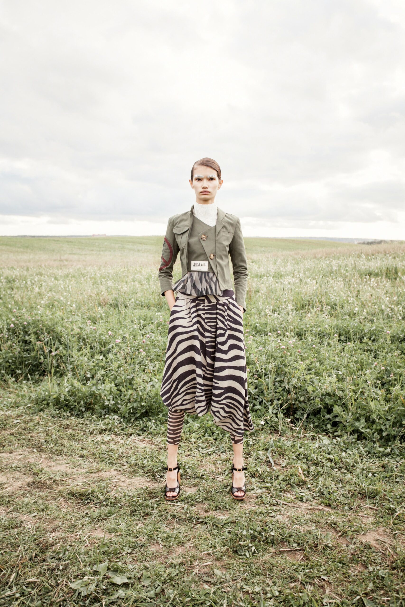 A.W.A.K.E. MODE S/S 16 Look 509