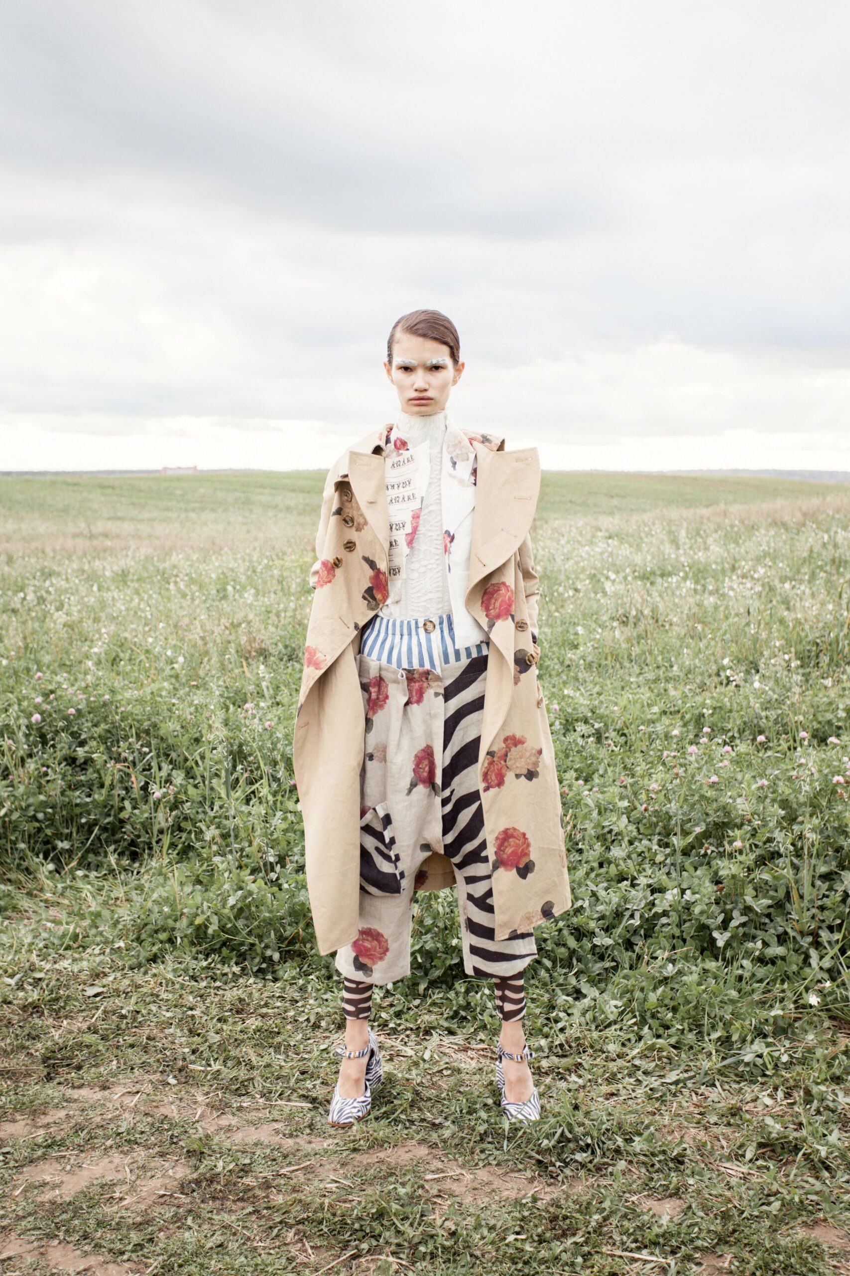 A.W.A.K.E. MODE S/S 16 Look 555