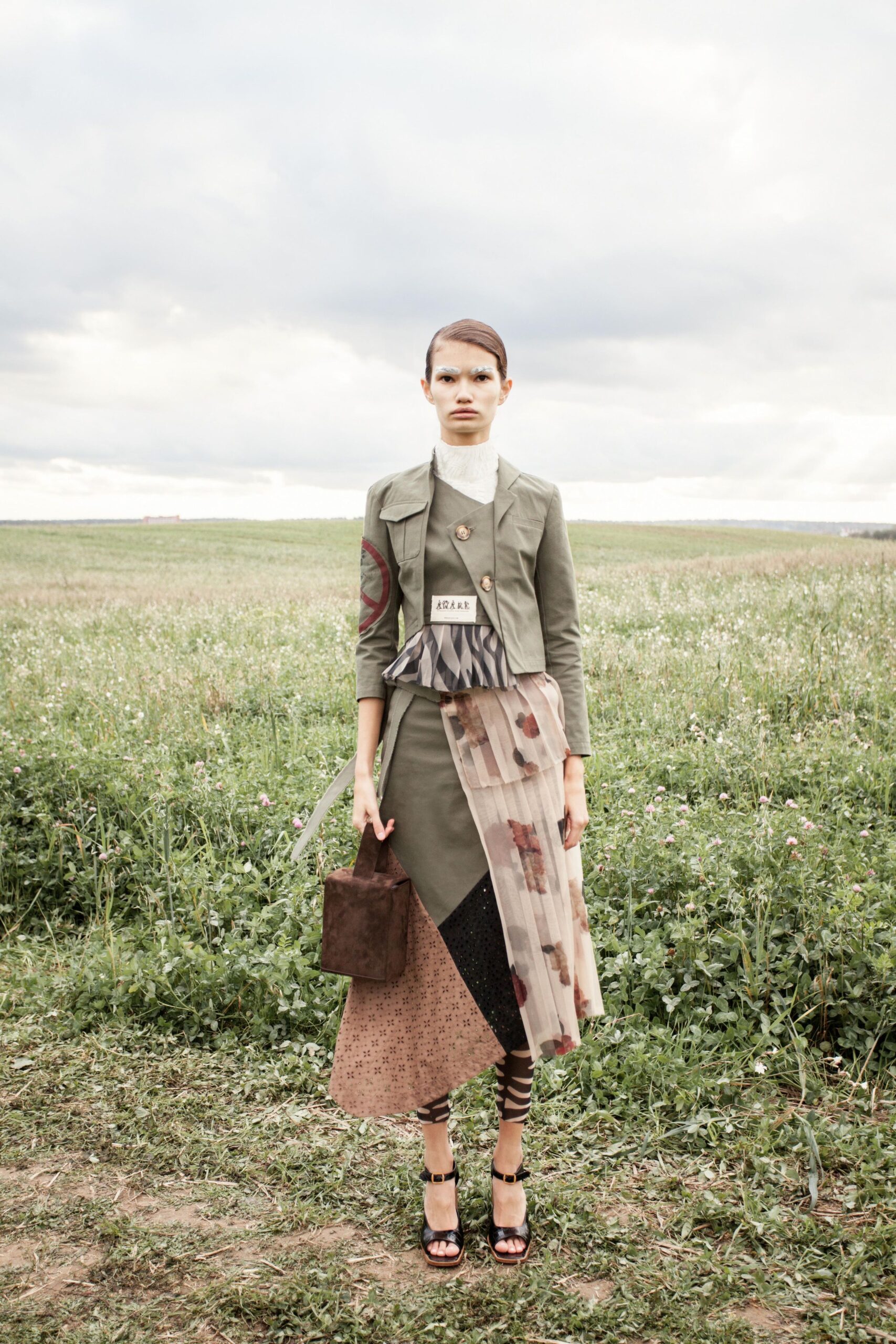 A.W.A.K.E. MODE S/S 16 Look 607